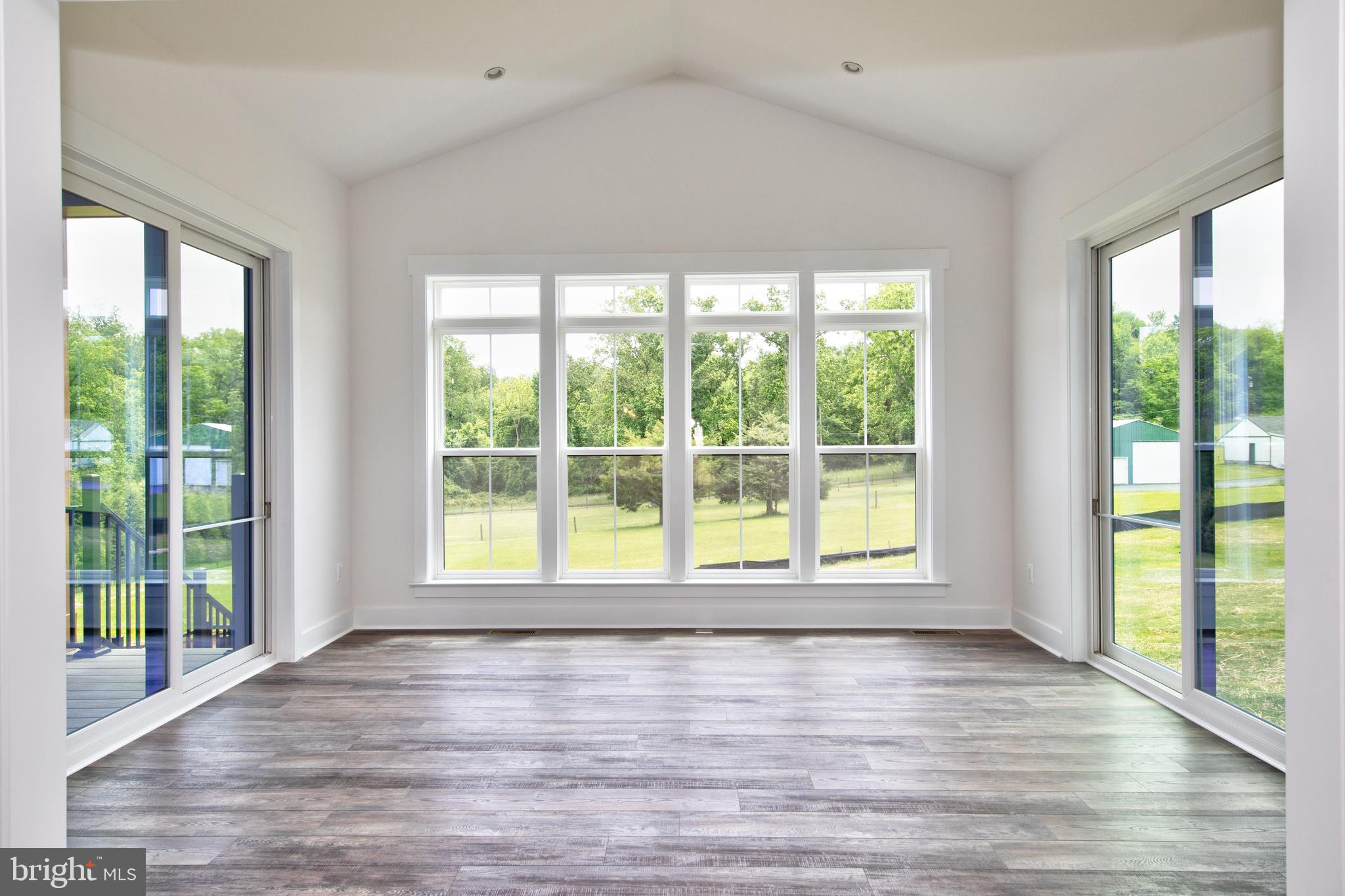 HAHN'S MEADOW - Residential