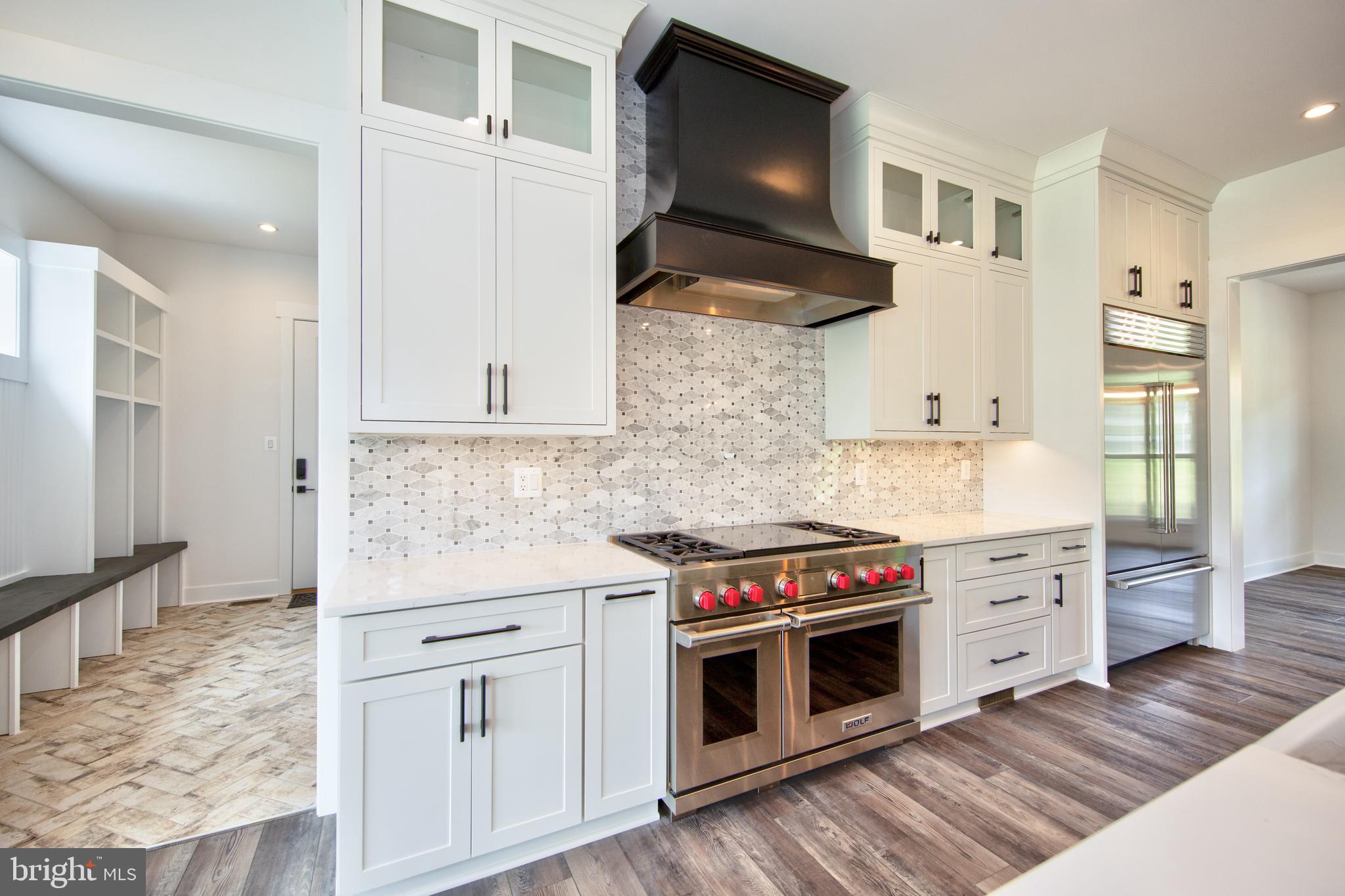 HAHN'S MEADOW - Residential