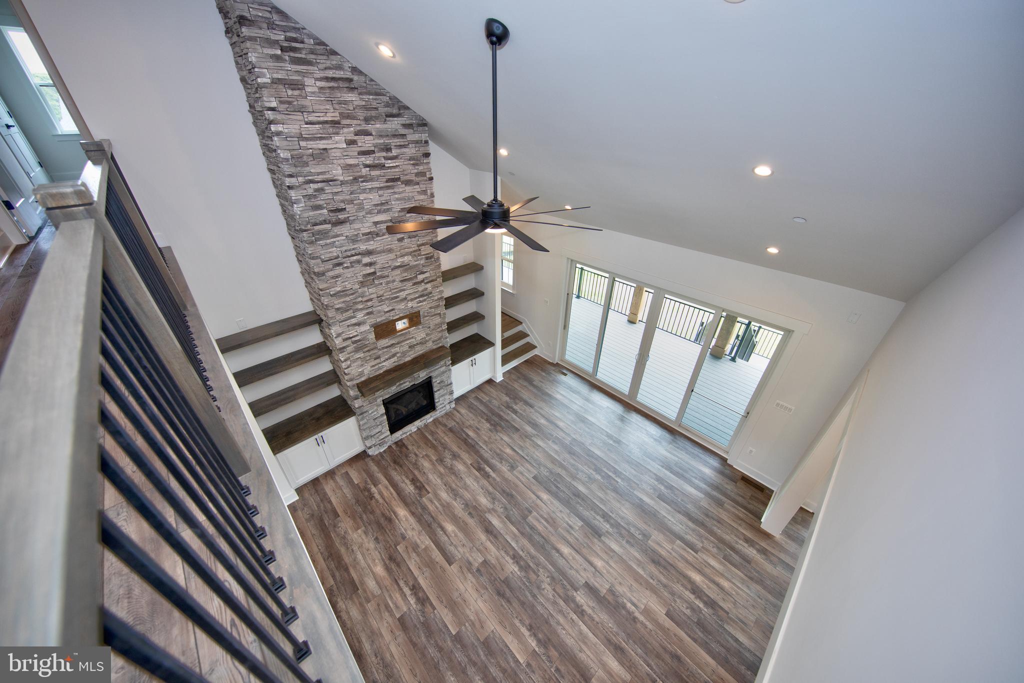 HAHN'S MEADOW - Residential