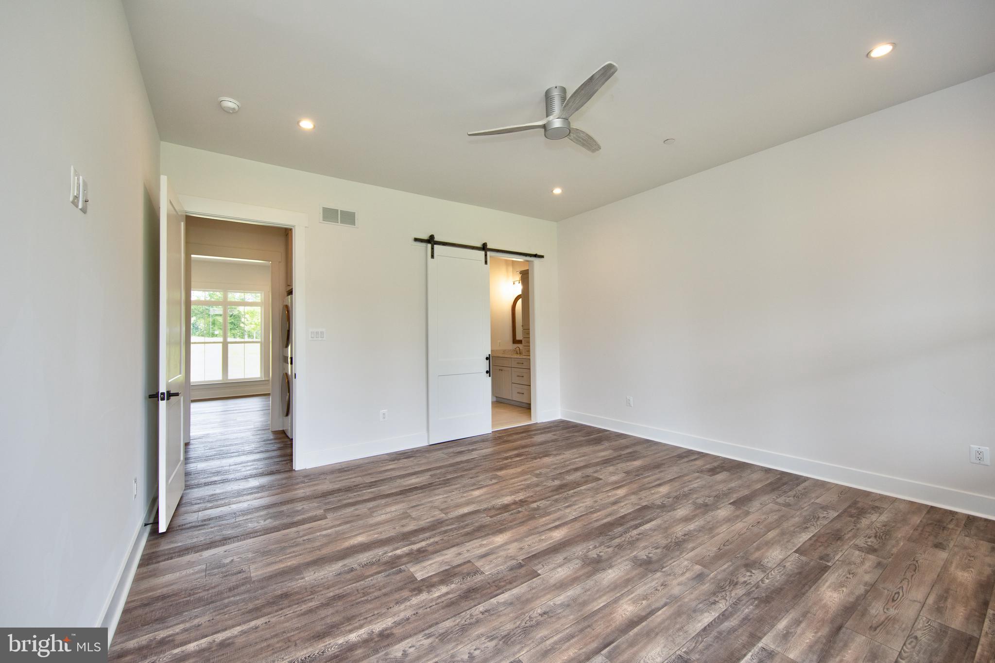 HAHN'S MEADOW - Residential