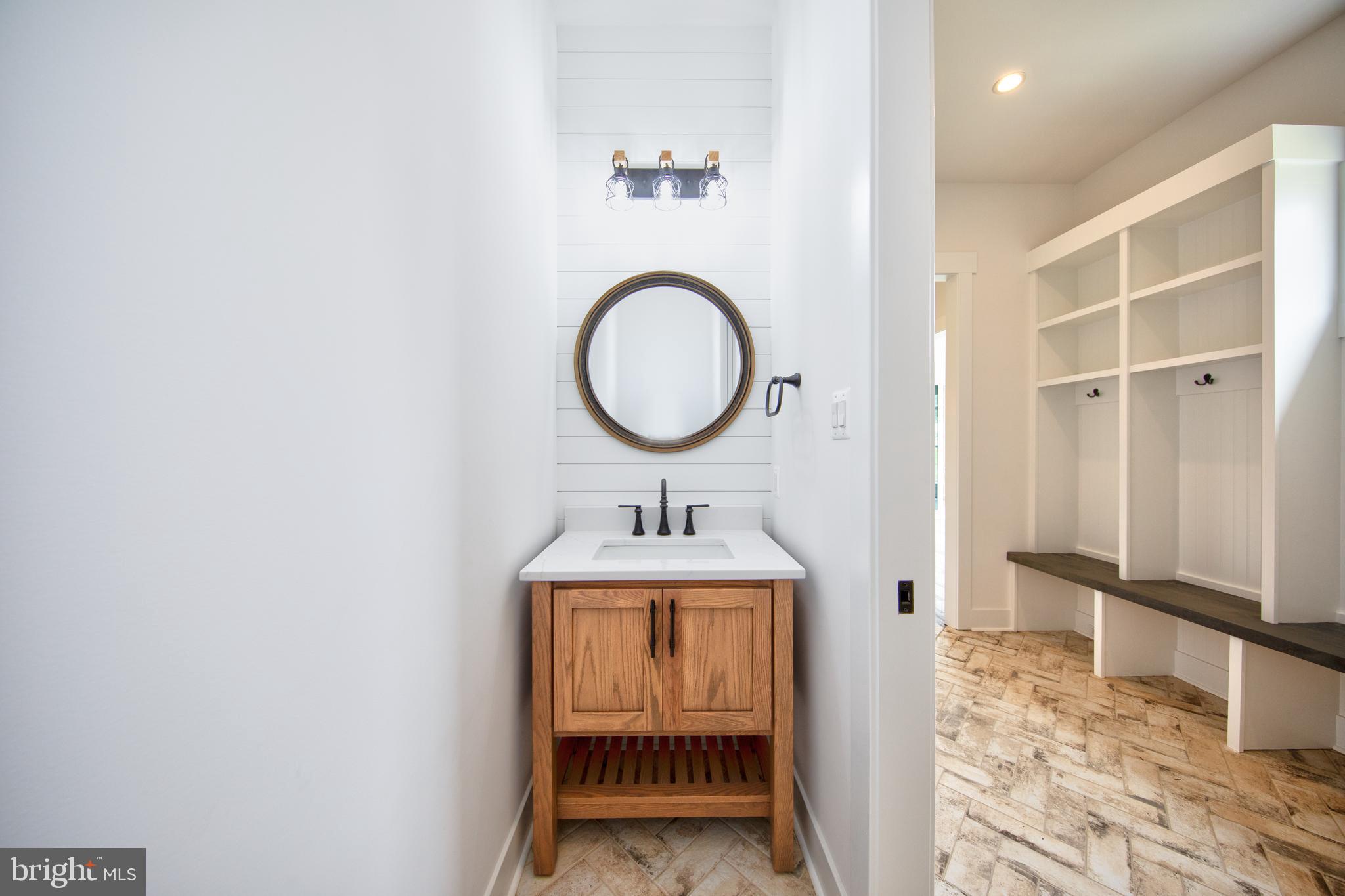 HAHN'S MEADOW - Residential