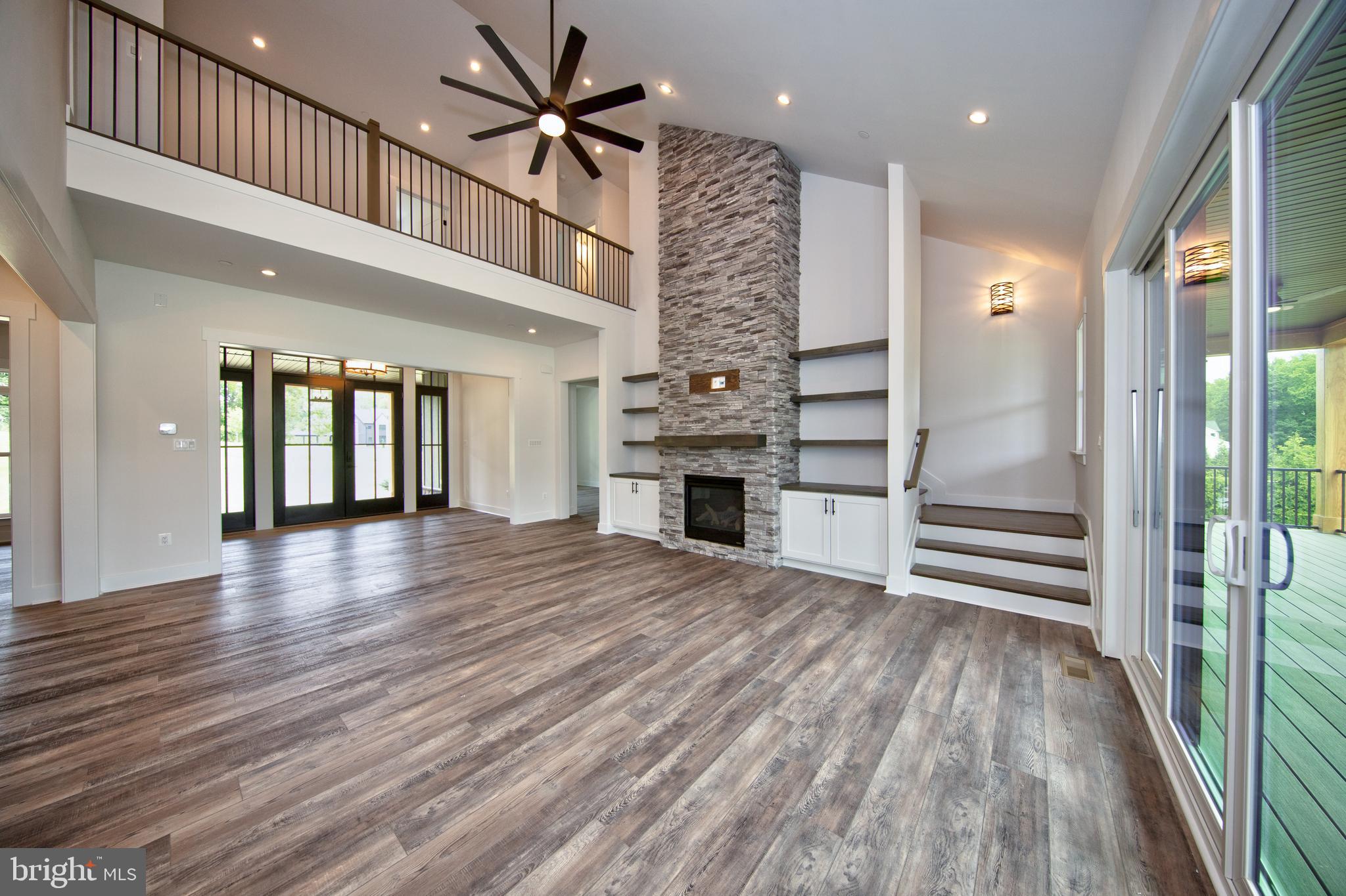 HAHN'S MEADOW - Residential