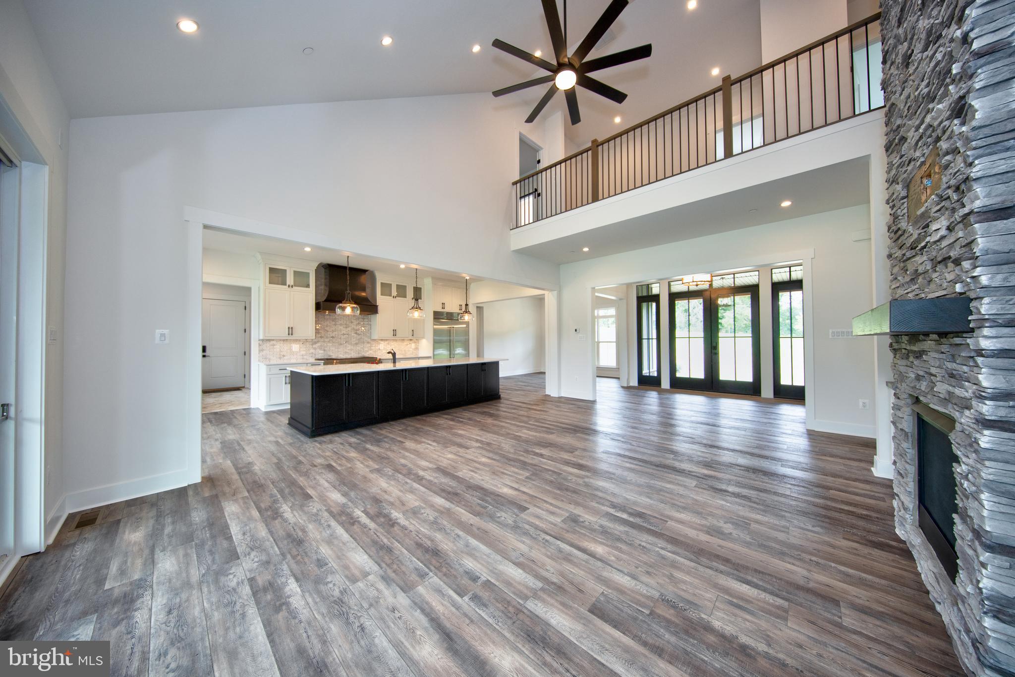 HAHN'S MEADOW - Residential