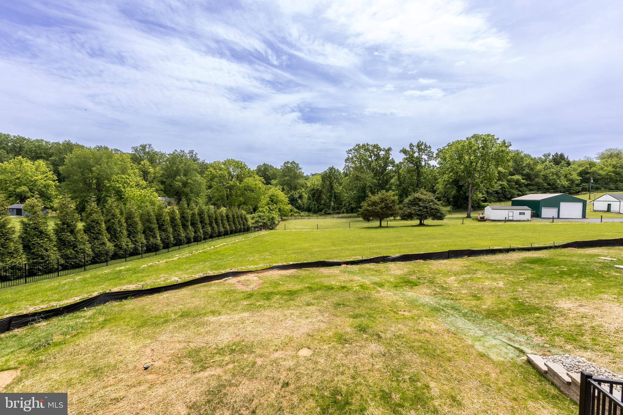 HAHN'S MEADOW - Residential