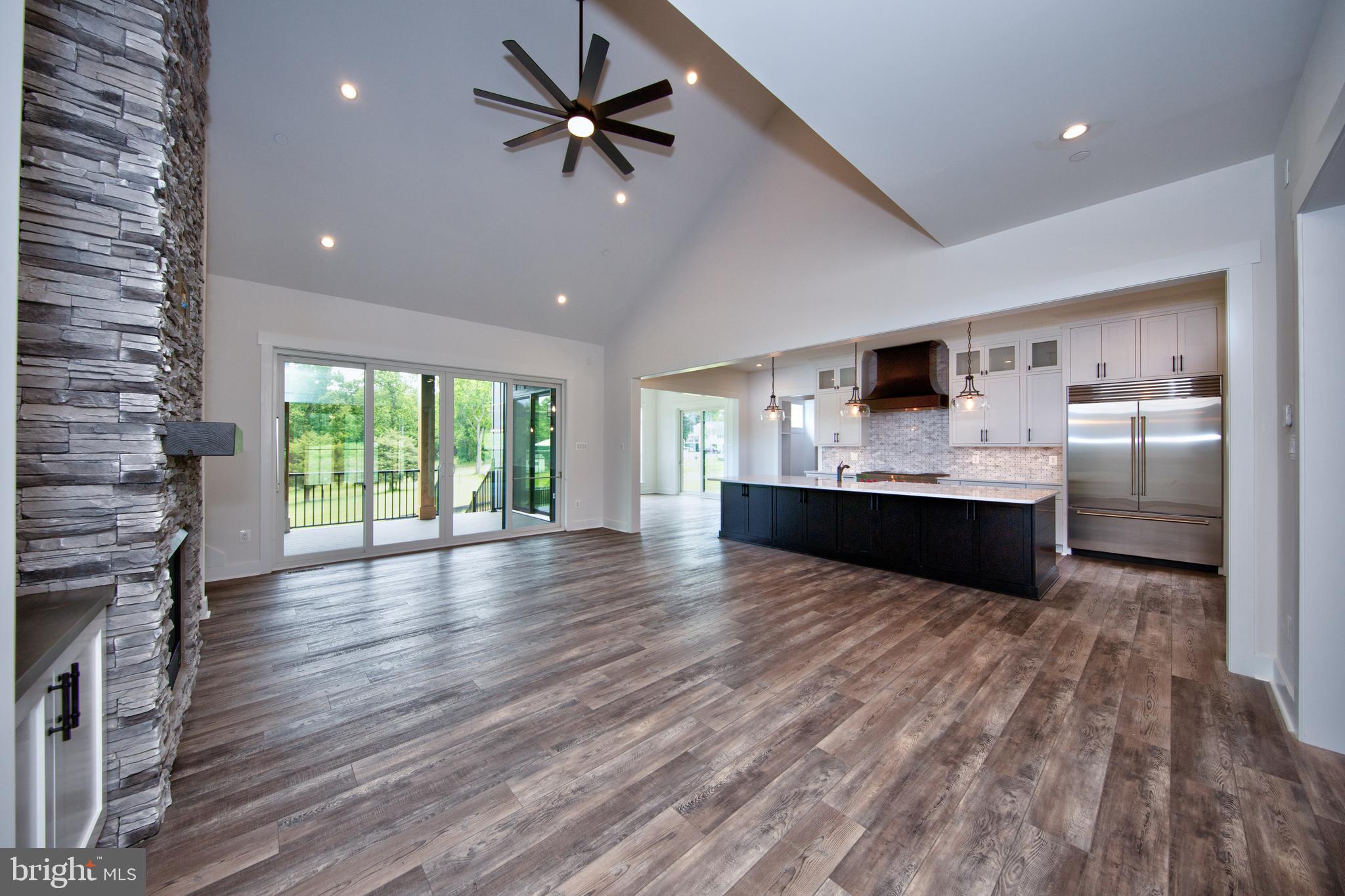 HAHN'S MEADOW - Residential