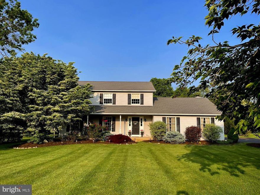 Welcome to Marydell Farms! Incredible 2 story colonial situated in the scenic and rolling hills of West Brandywine Township!!  Each lot in the neighborhood has at least an acre and there is NO Hoa. The home is near the end of a very quiet cul-de-sac street. Wonderfully maintained and cared for home that truly reflects exceptional condition inside and out. The Centerpiece of this beautiful Colonial home is the newer PCK-Paradise Custom Kitchen that offers incredible appeal, modern appliances, upgraded counter space and opens to the adjoining family room with stacked stone fireplace. The floor plan has 4 bedrooms, 2.5 baths, Eat in kitchen, Family room, Living room, Formal Dining room, and full finished basement.  The Master bath was just remodeled and in brand new perfect condition.  The hall bath has a new vanity,  new fixtures, and brand new vinyl plank flooring. Many of the windows are newer, New just installed garage door, newly repaved driveway, new roof with new rain gutters and downspouts, newer hardwood flooring on the first floor.  The garage is a side entry giving this home wonderful curb appeal. 
The yard is a perfect open and level 1 acre lot!  Conveniently located 5 minutes to Shopping, route 30 bypass, YMCA, CVS, Wawa, hotels, train station, several parks including Hibernia County Park, Warwick Park, Marsh Creek State Park, Golf courses, and restaurants.  All the benefits of quiet country living with quick access to all amenities, minutes to Exton  and 30 minutes to the King of Prussia.