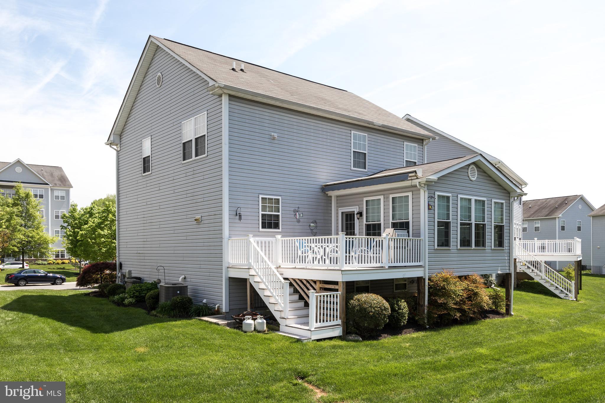 HOPEWELL POINTE - Residential