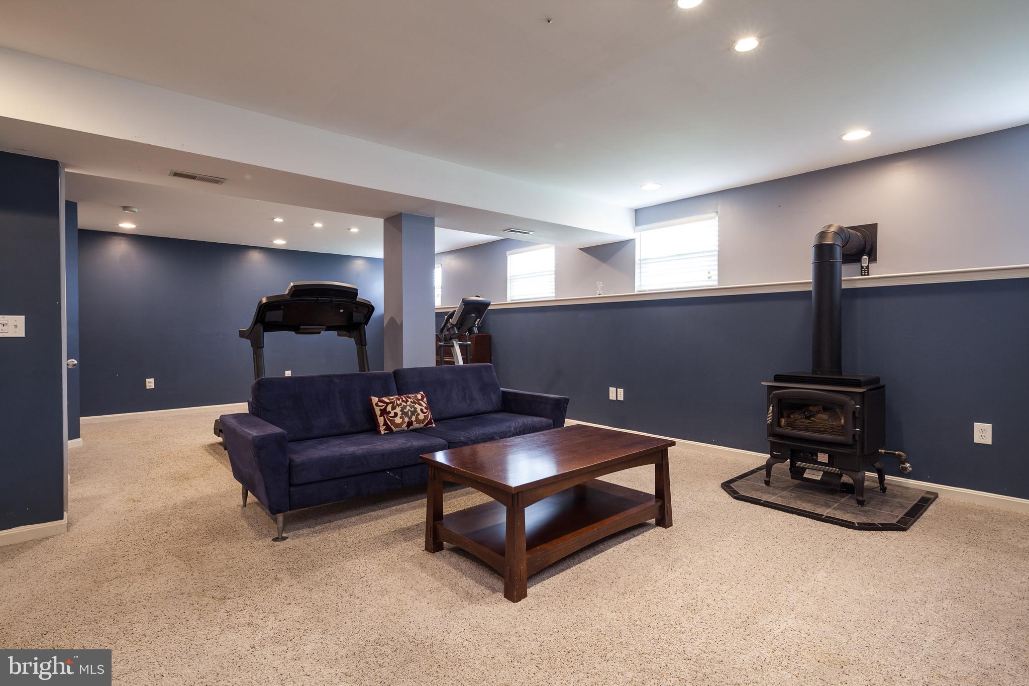 HOPEWELL POINTE - Residential