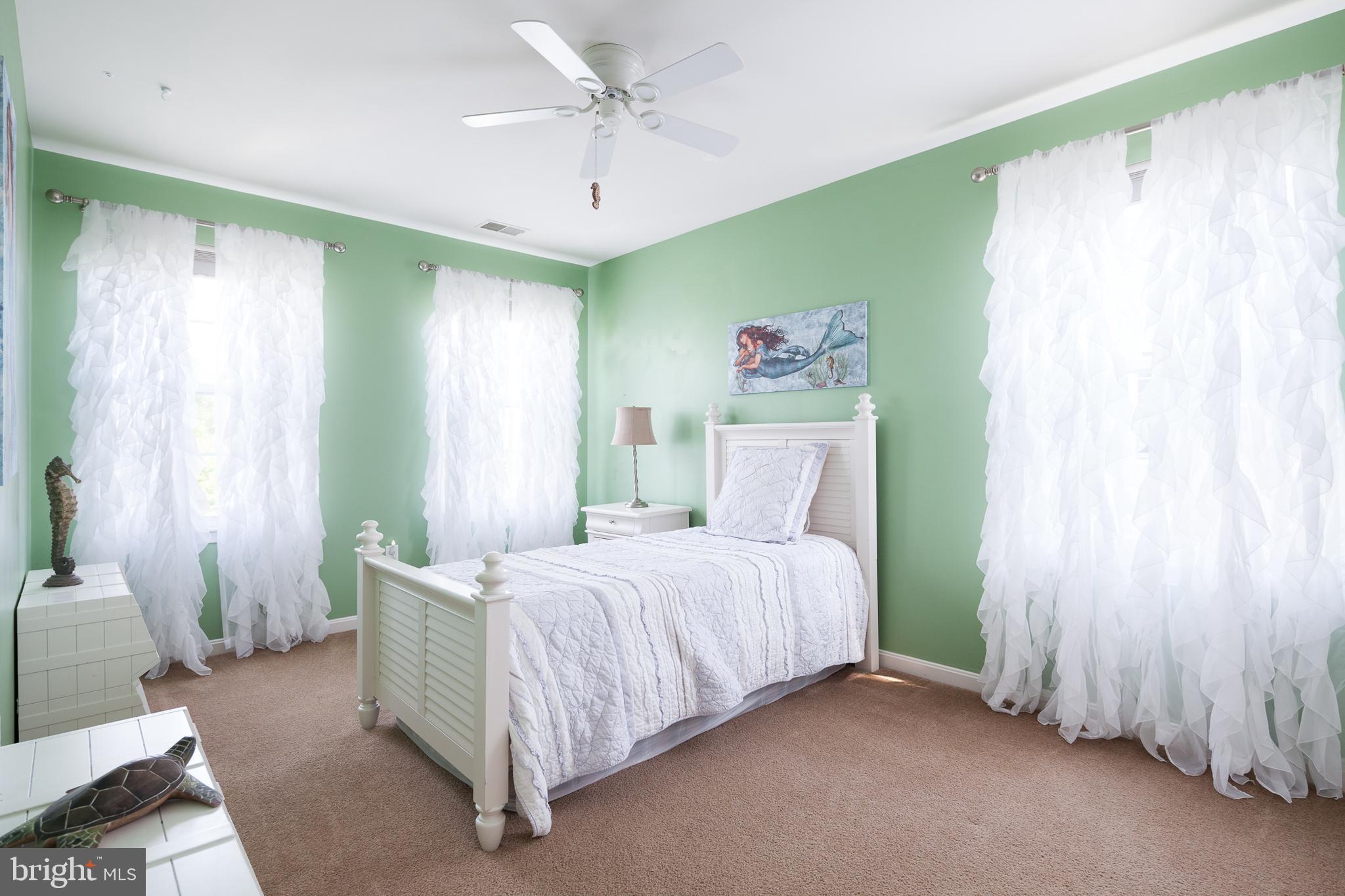 HOPEWELL POINTE - Residential