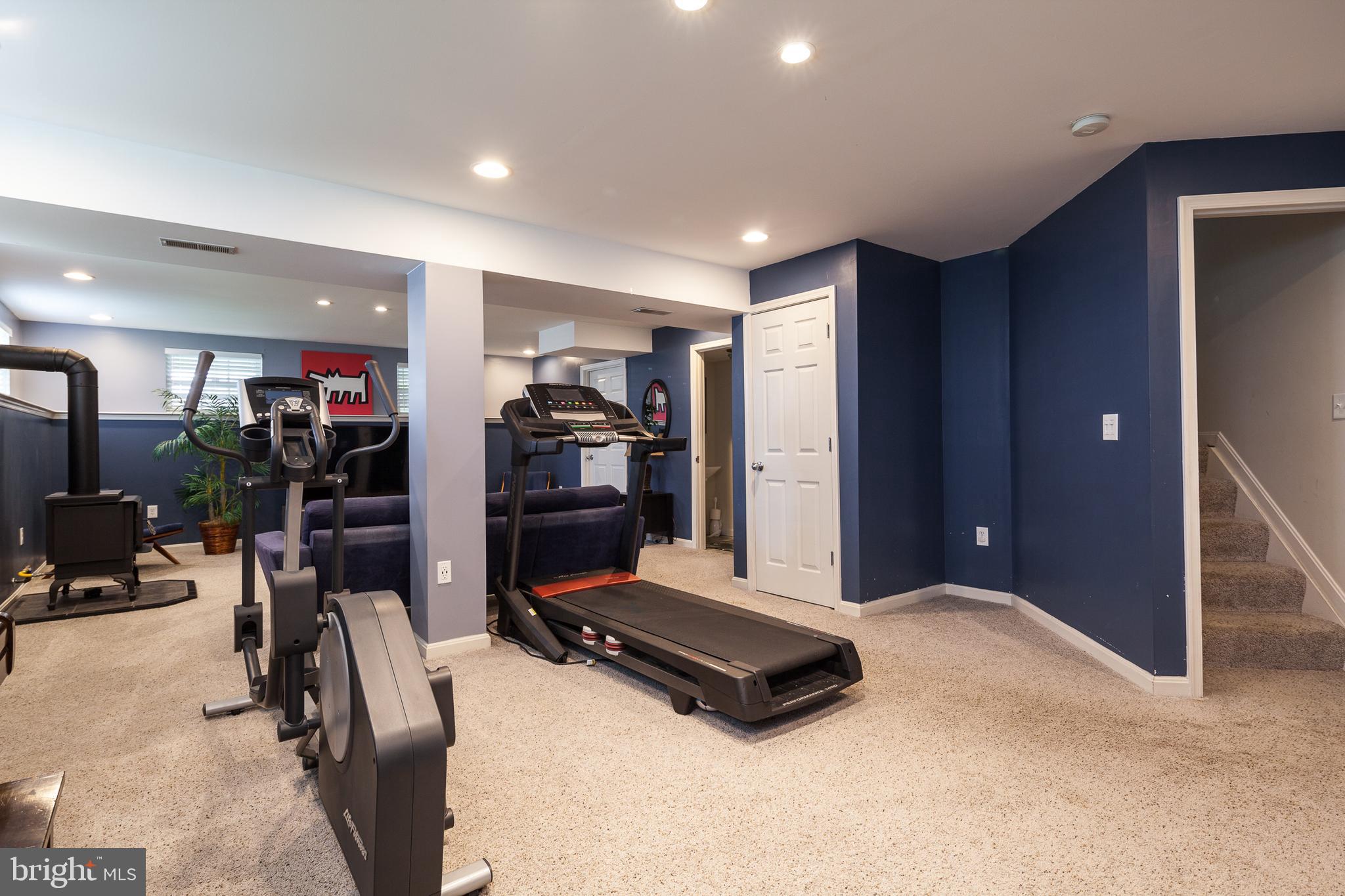 HOPEWELL POINTE - Residential