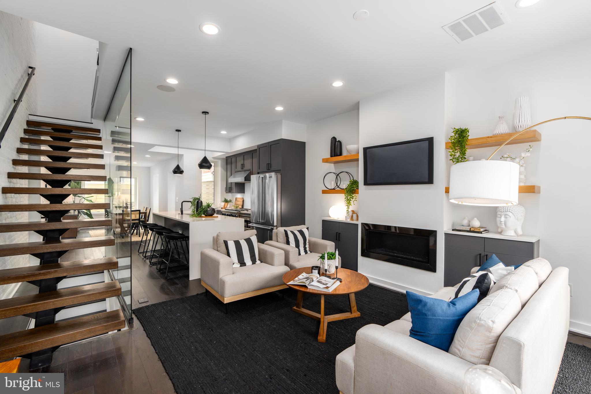 GRADUATE HOSPITAL - Residential