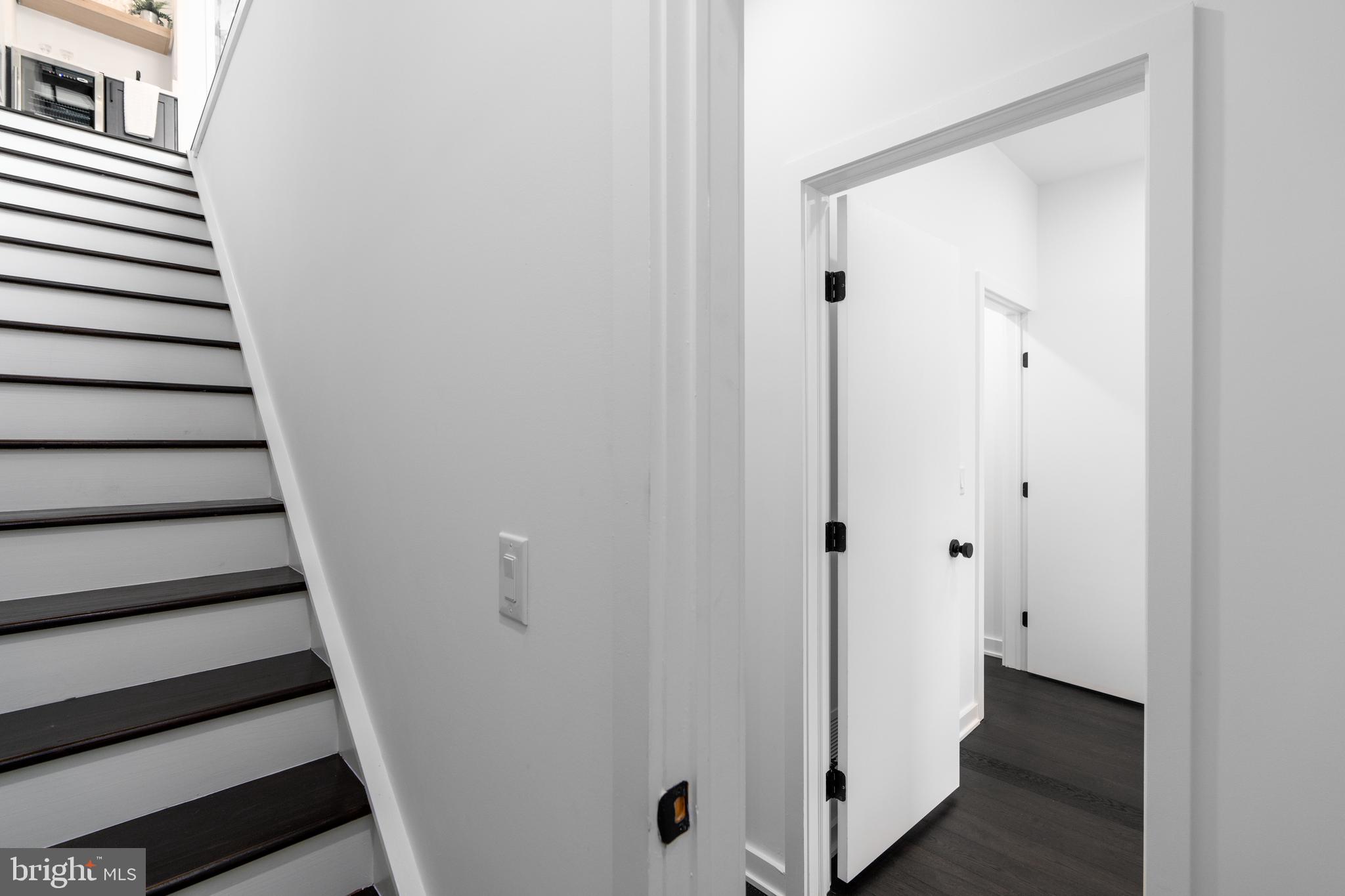 GRADUATE HOSPITAL - Residential