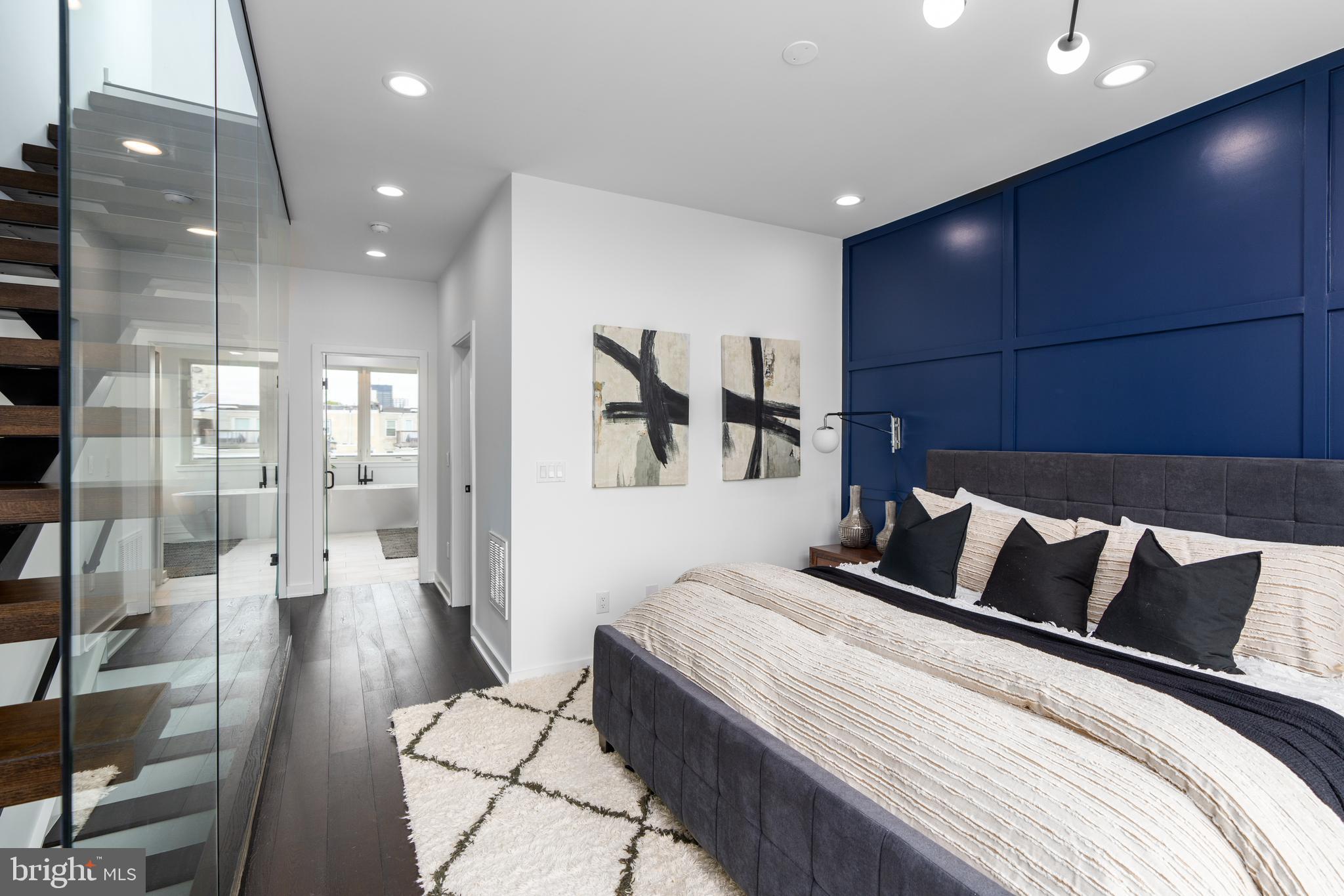 GRADUATE HOSPITAL - Residential