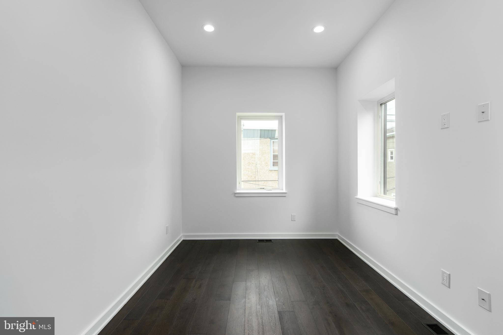 GRADUATE HOSPITAL - Residential