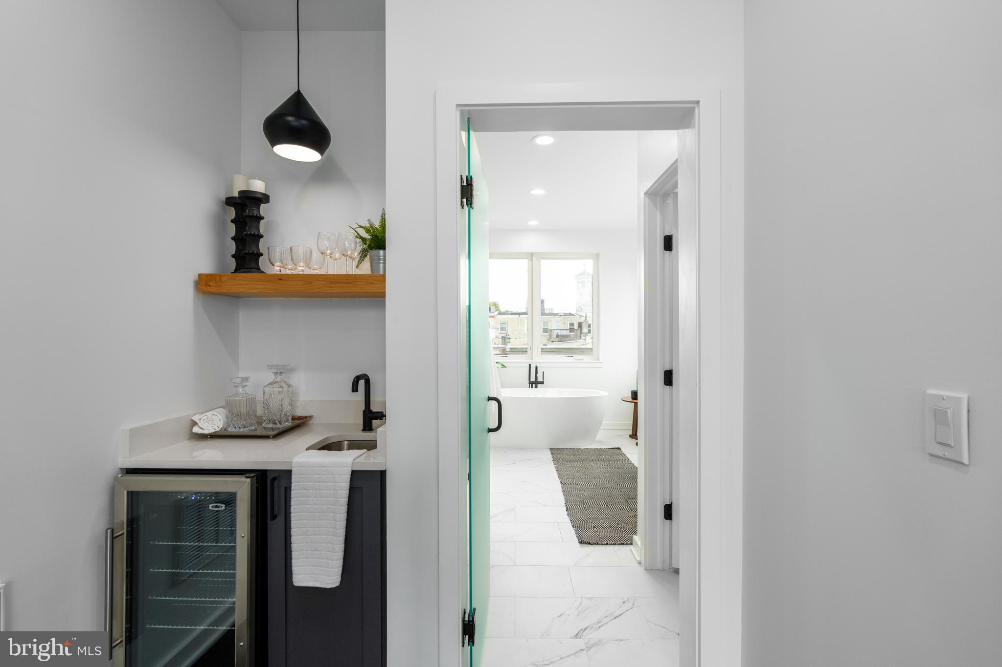 GRADUATE HOSPITAL - Residential