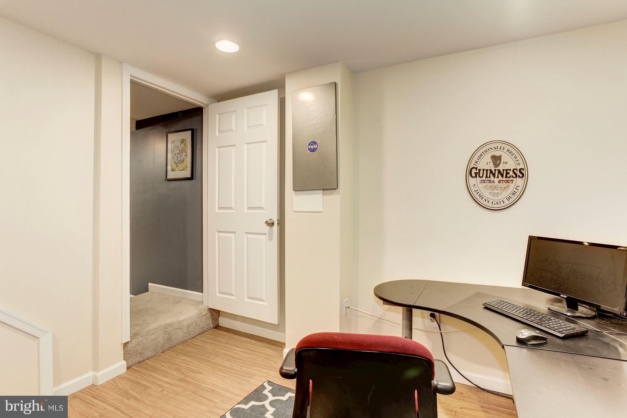 NEWINGTON STATION - Residential Lease