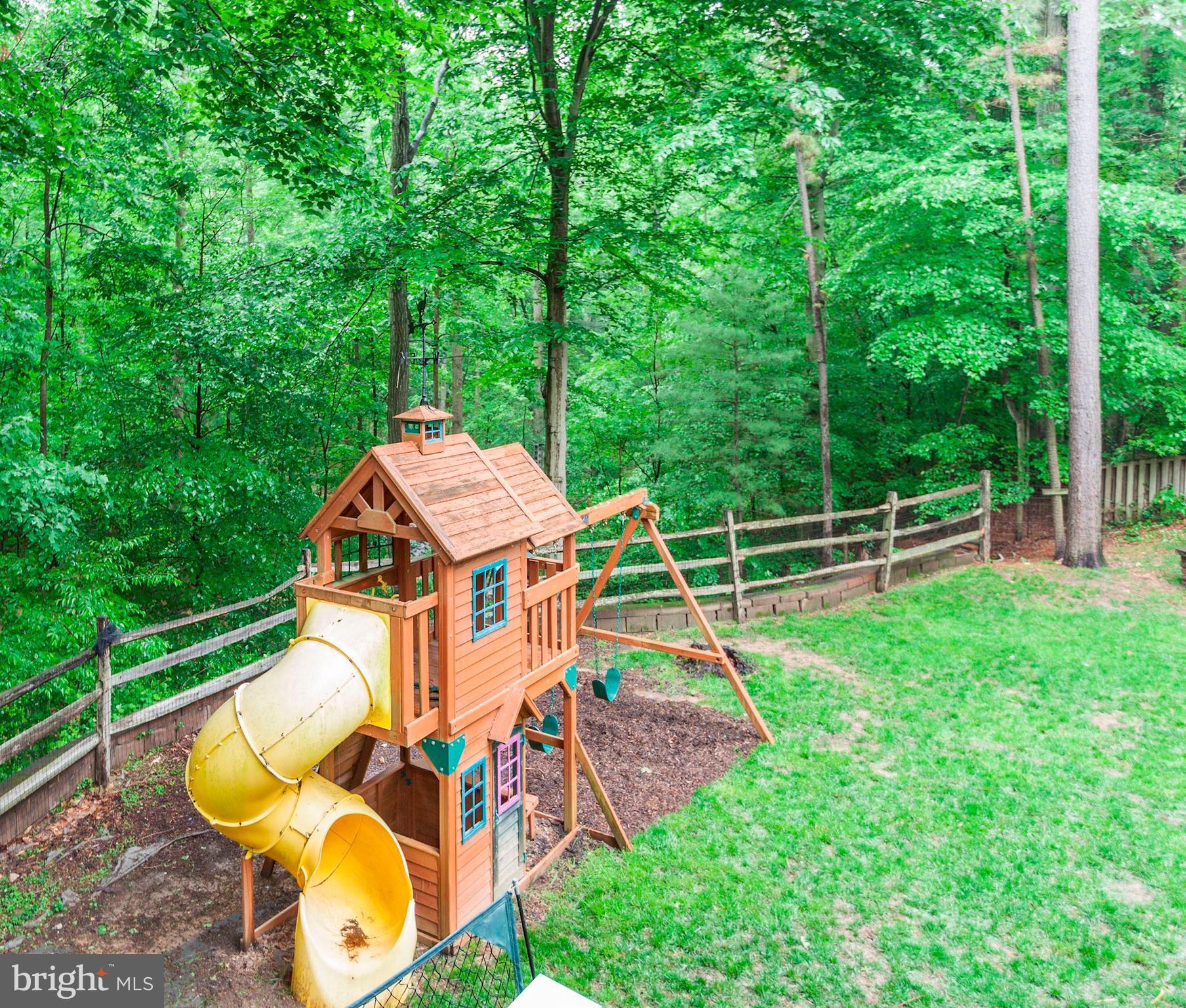 NEWINGTON STATION - Residential Lease