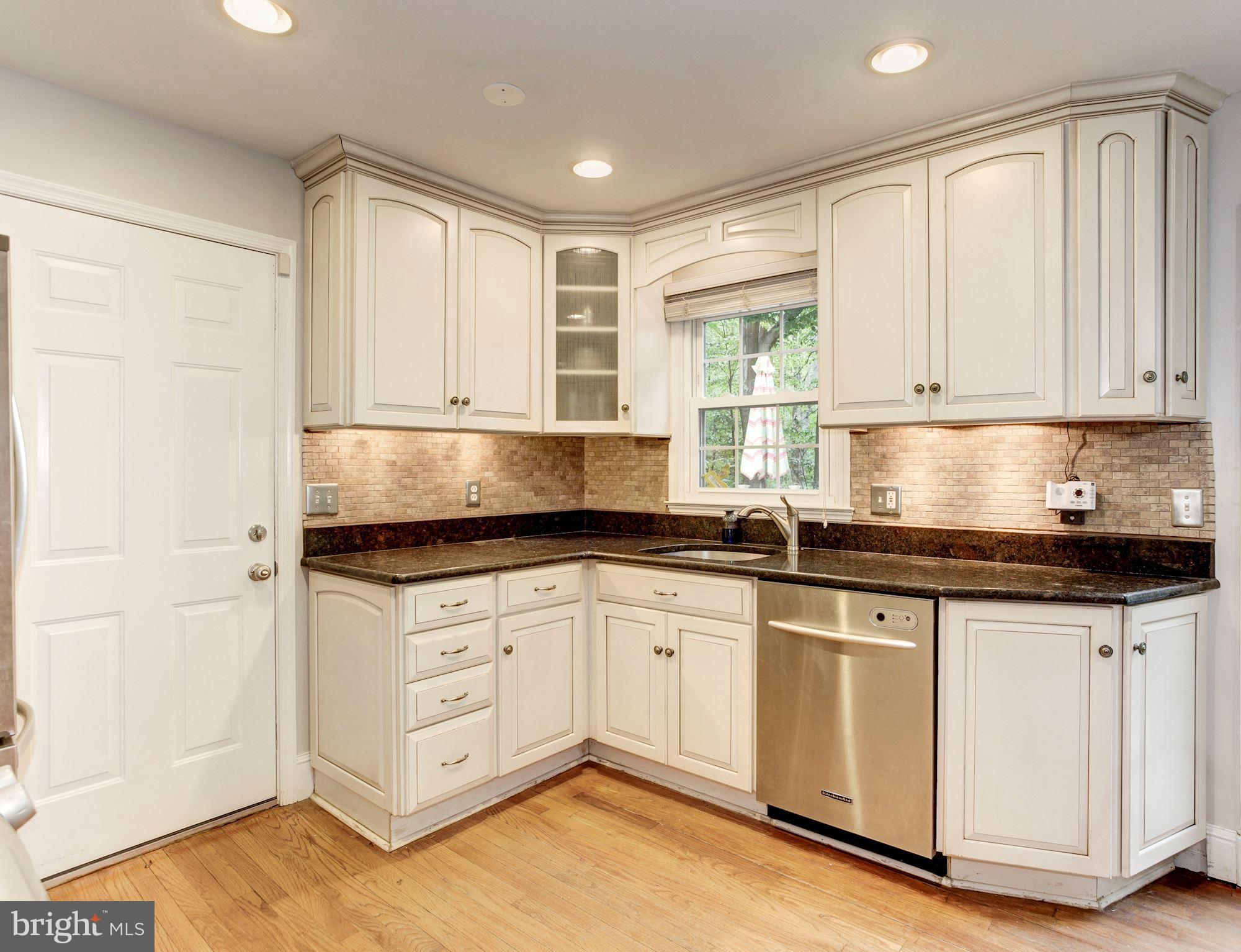 NEWINGTON STATION - Residential Lease