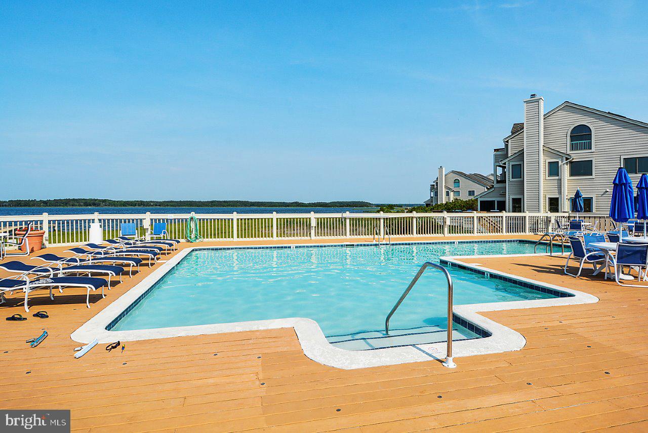 KINGS GRANT - Residential