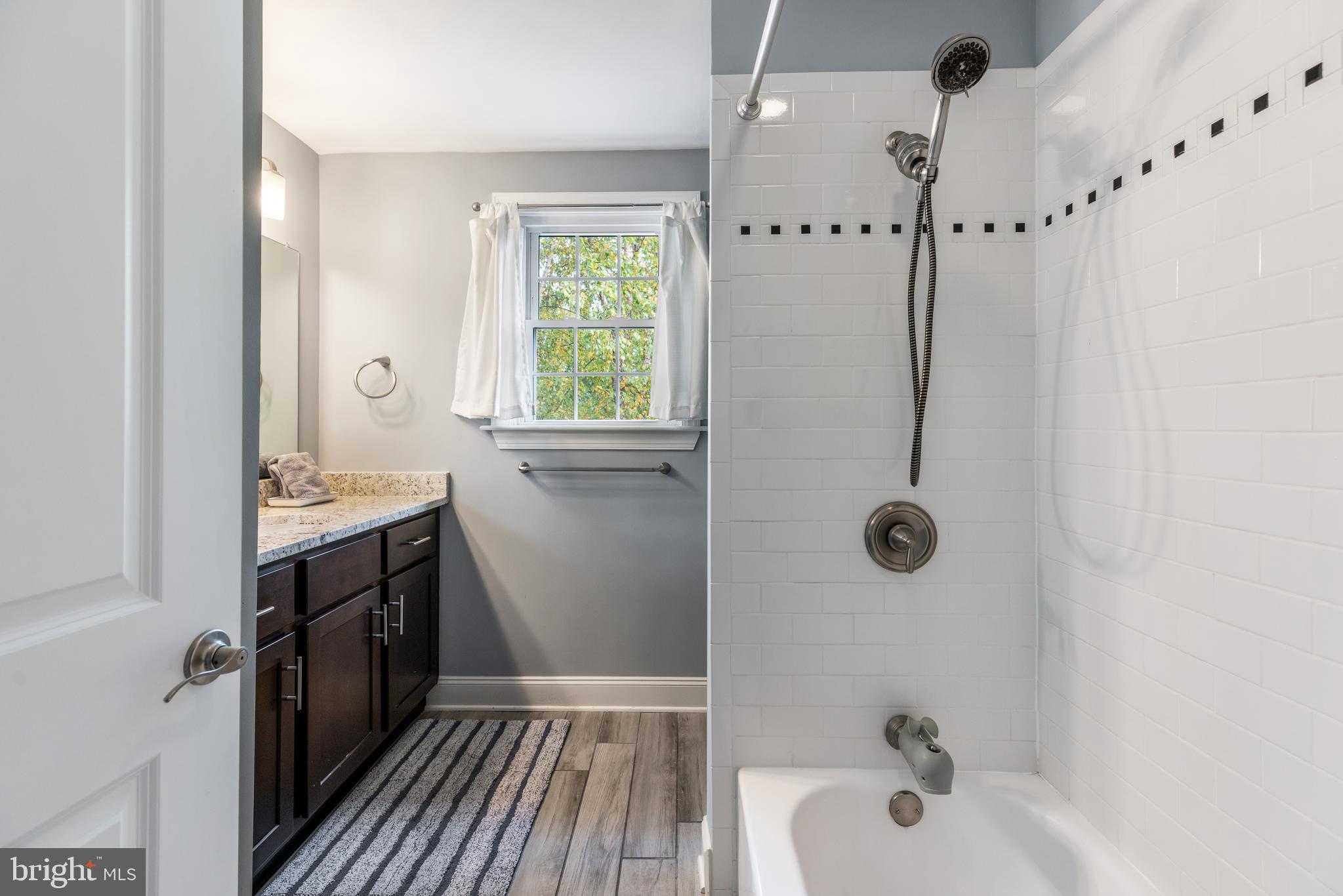 FORDS EDGE - Residential