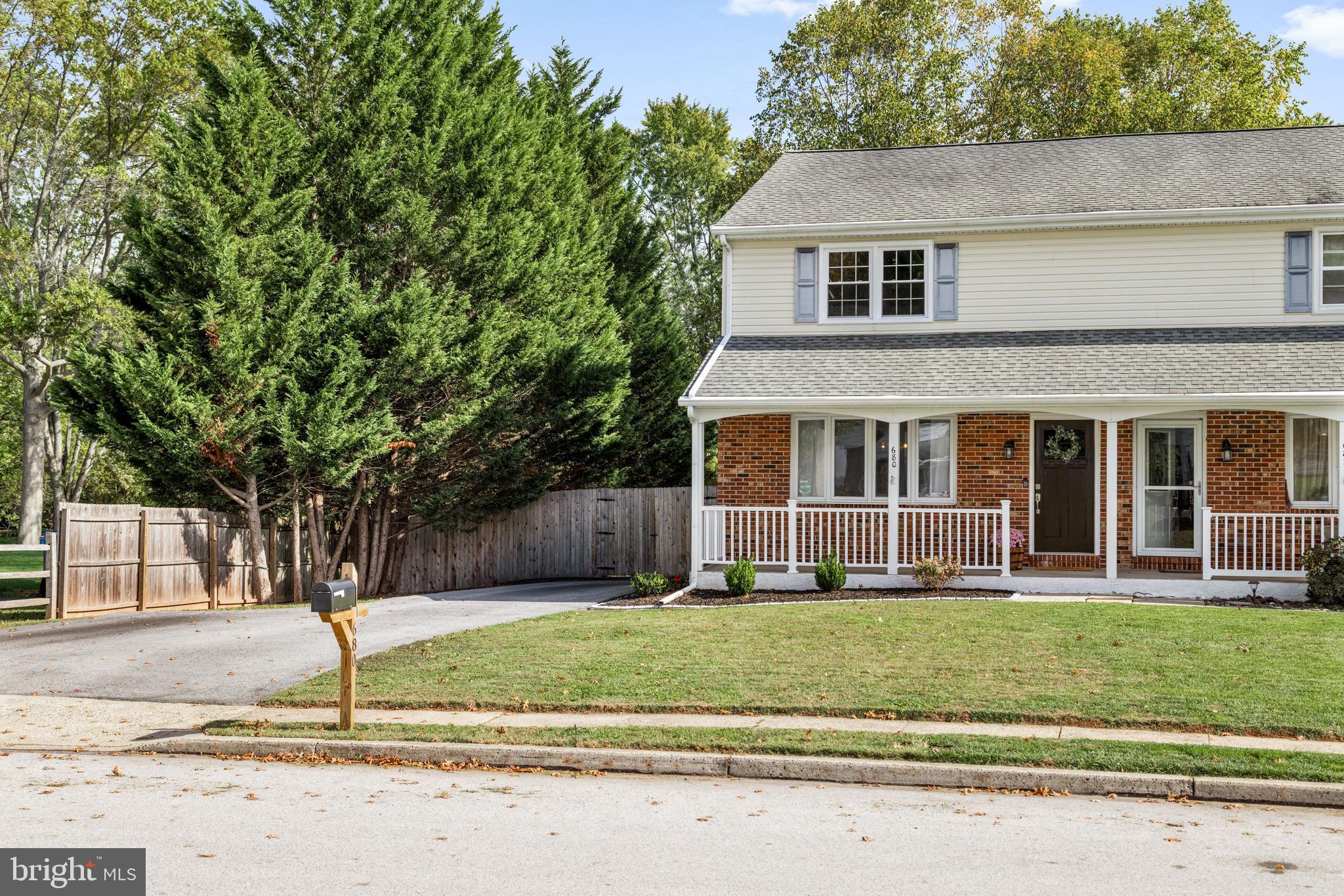 FORDS EDGE - Residential