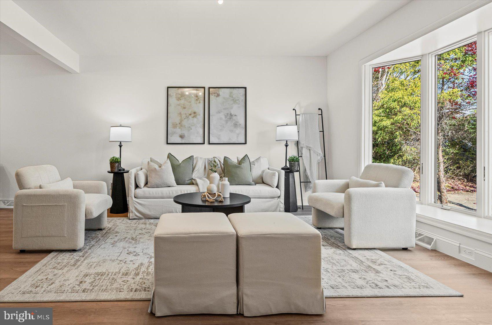 SCOTTS HILL - Residential