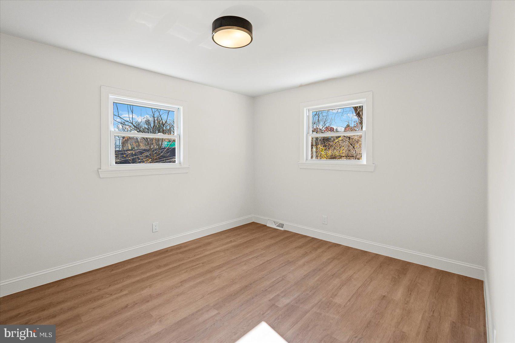 SCOTTS HILL - Residential