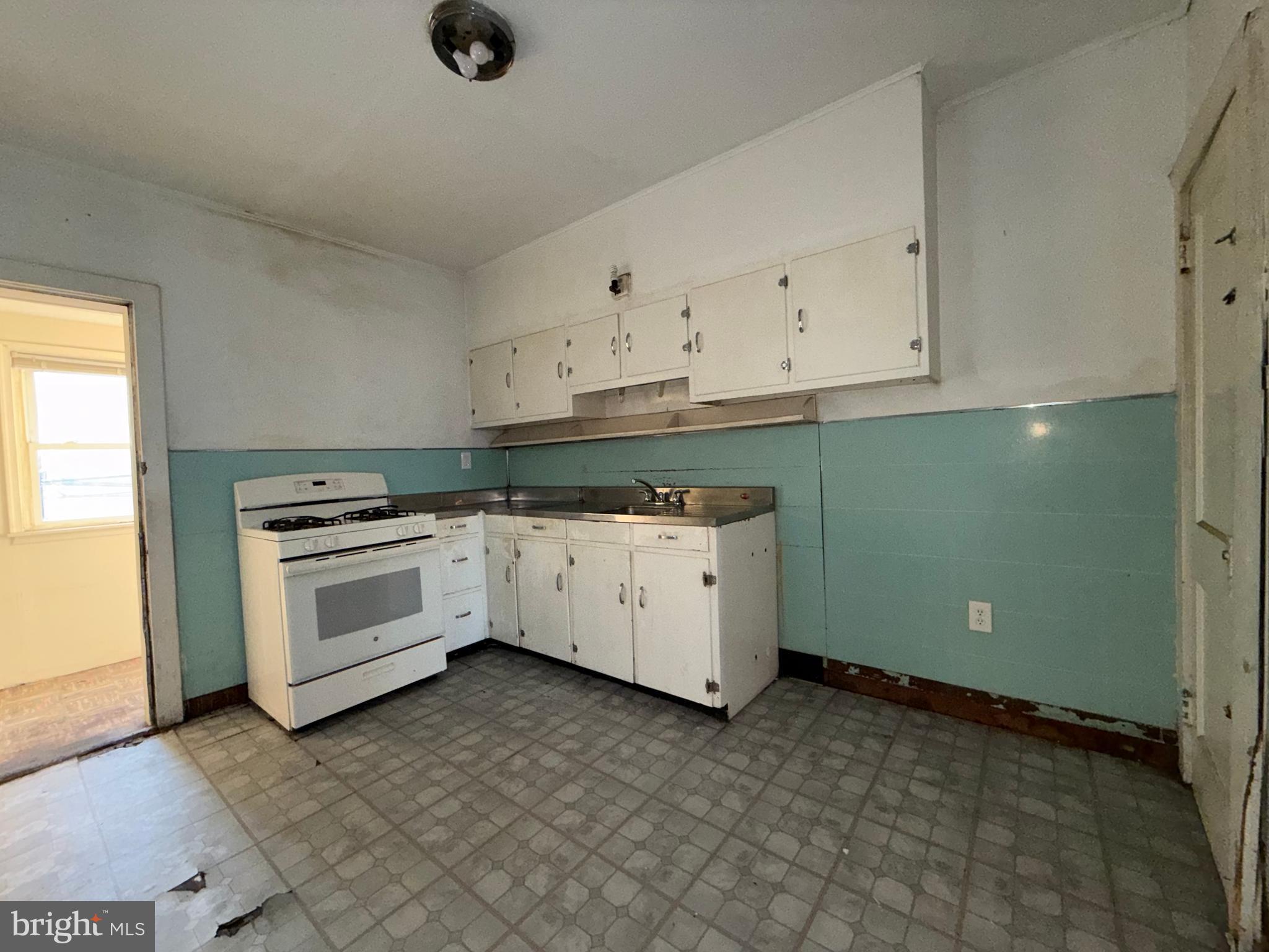 FRANKFORD - Residential