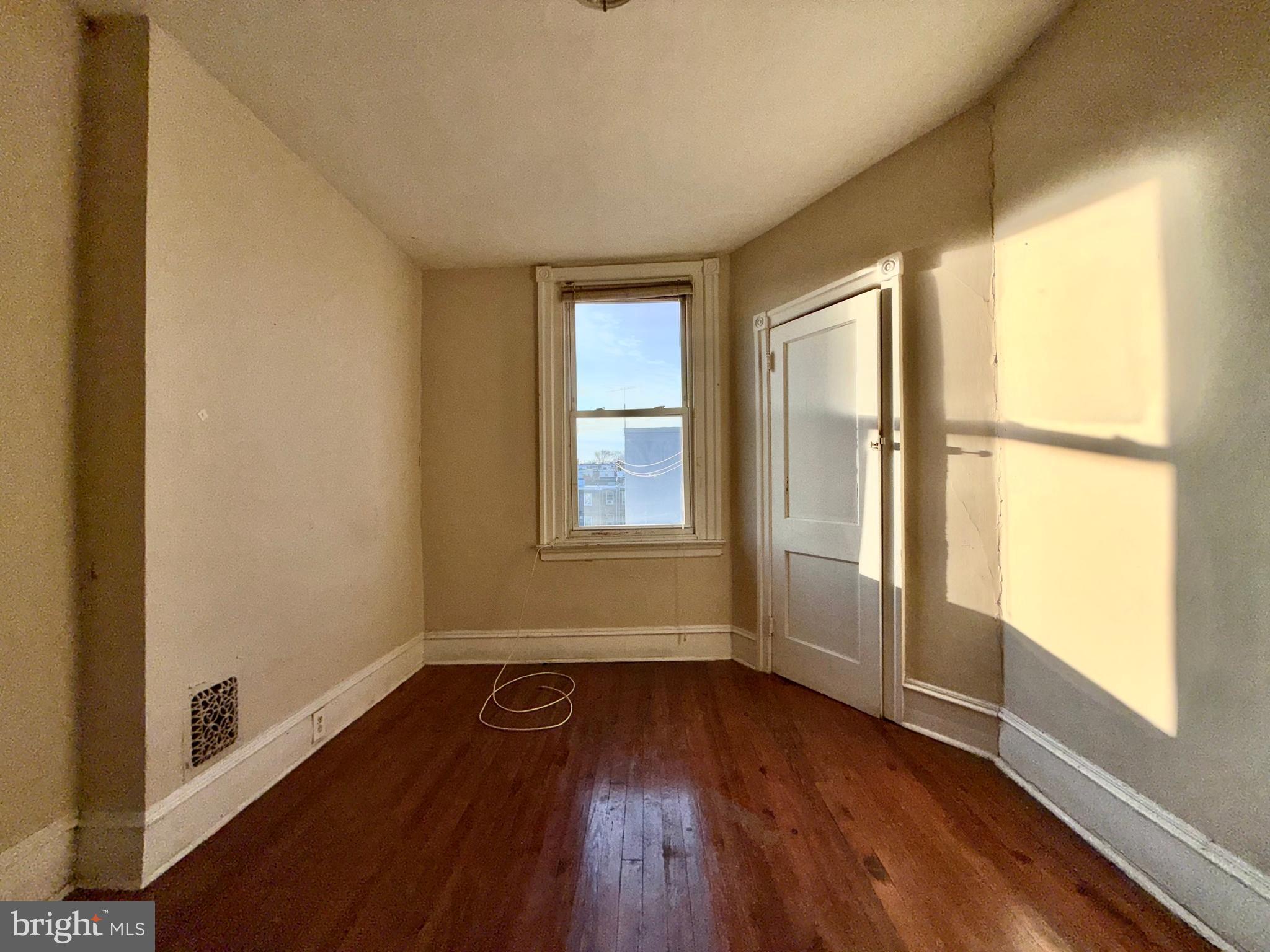 FRANKFORD - Residential