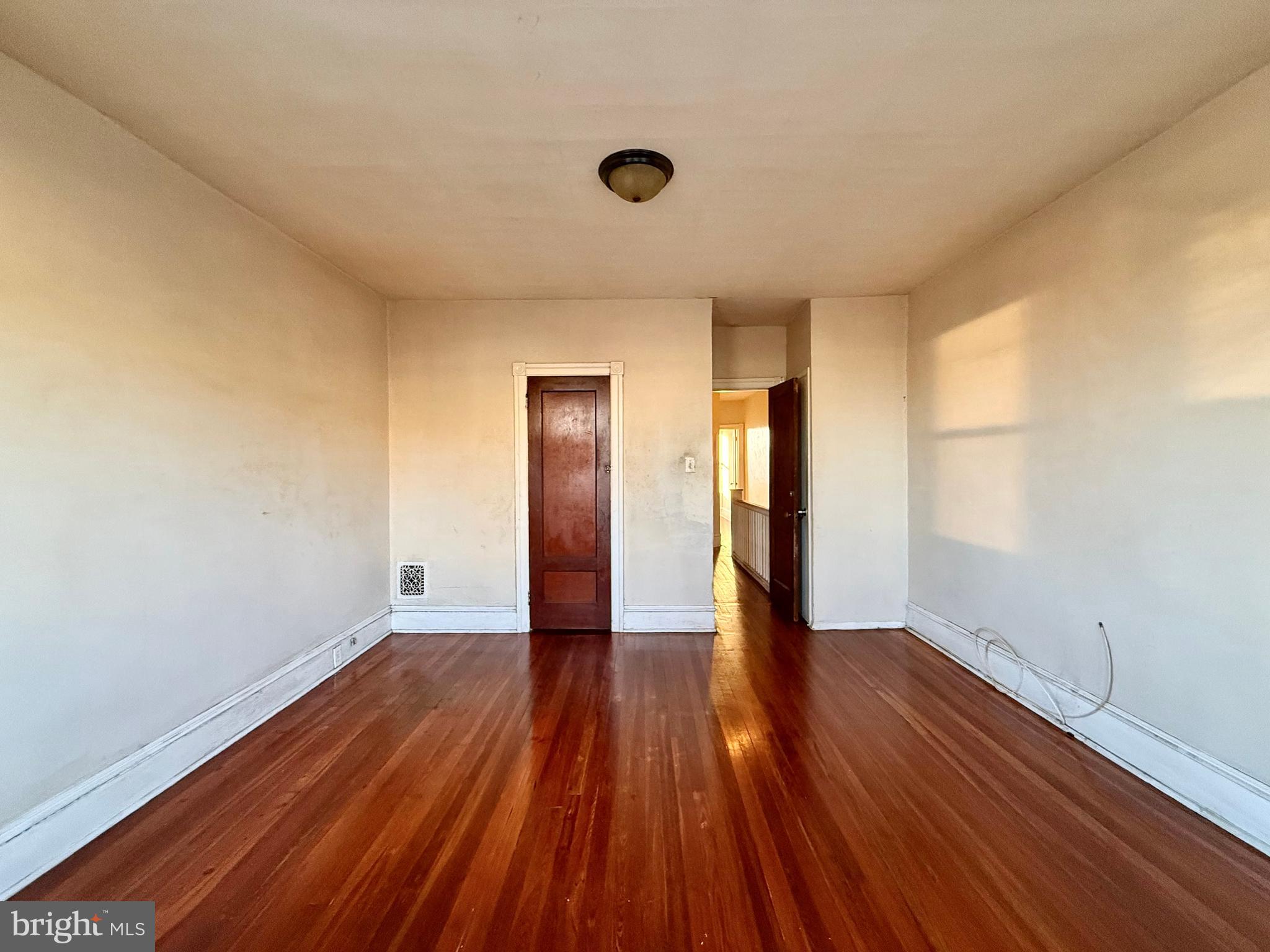 FRANKFORD - Residential