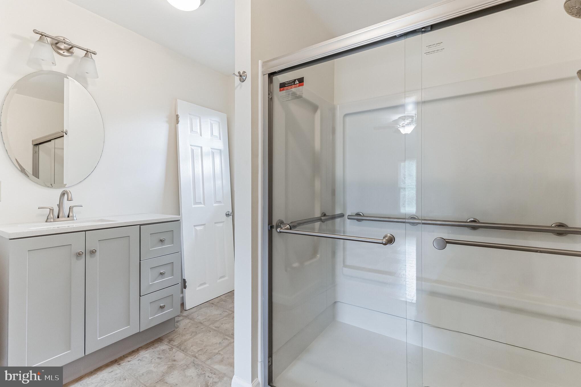 MERMAID ESTATES - Residential Lease