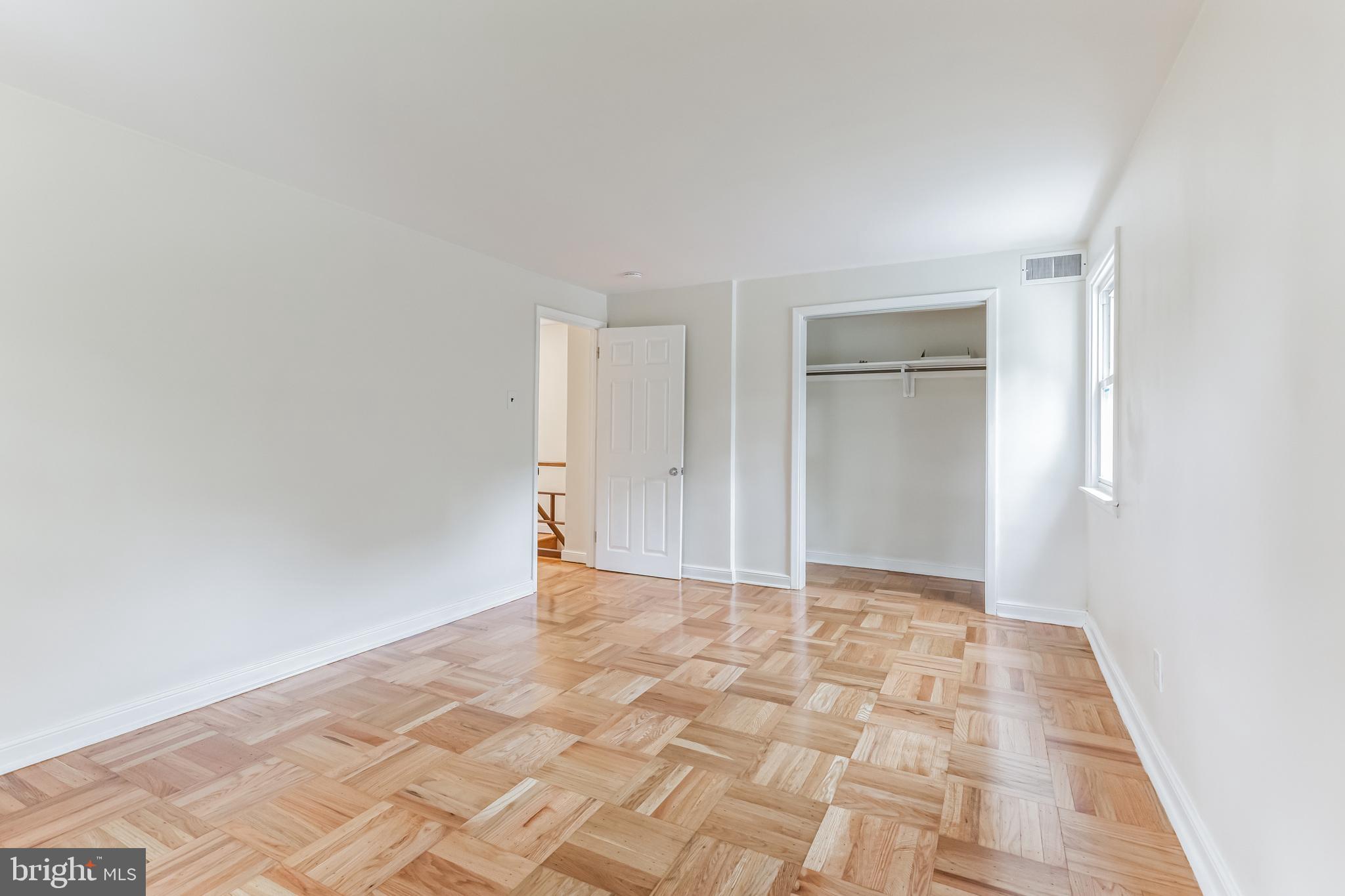 MERMAID ESTATES - Residential Lease