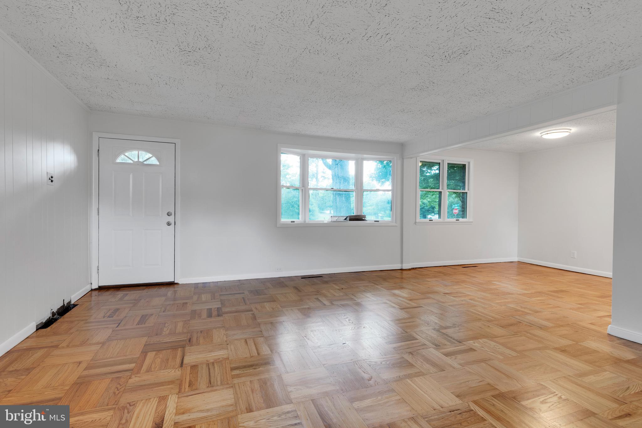 MERMAID ESTATES - Residential Lease