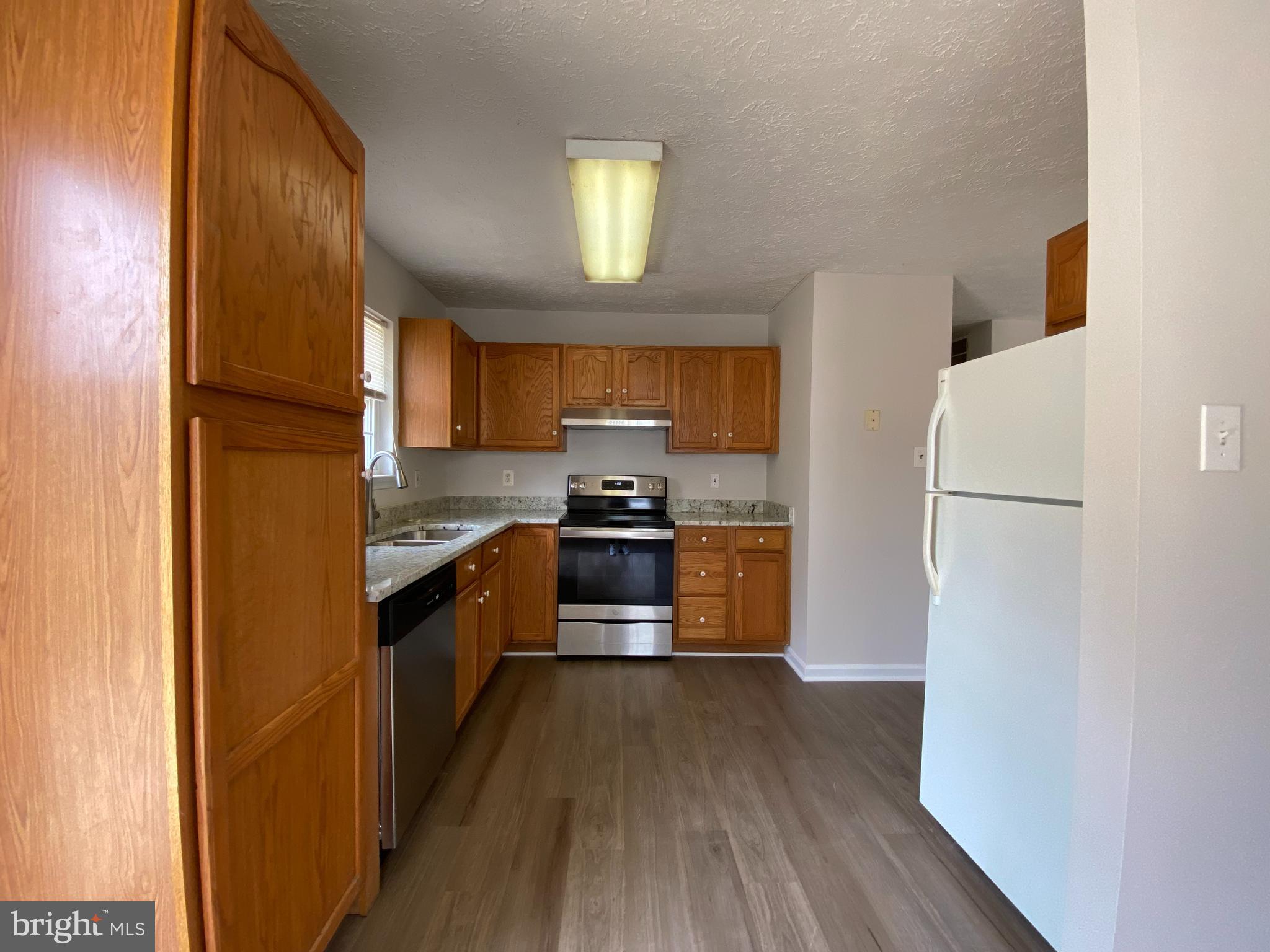 PETE GROVER - ST LEONARD - Residential Lease