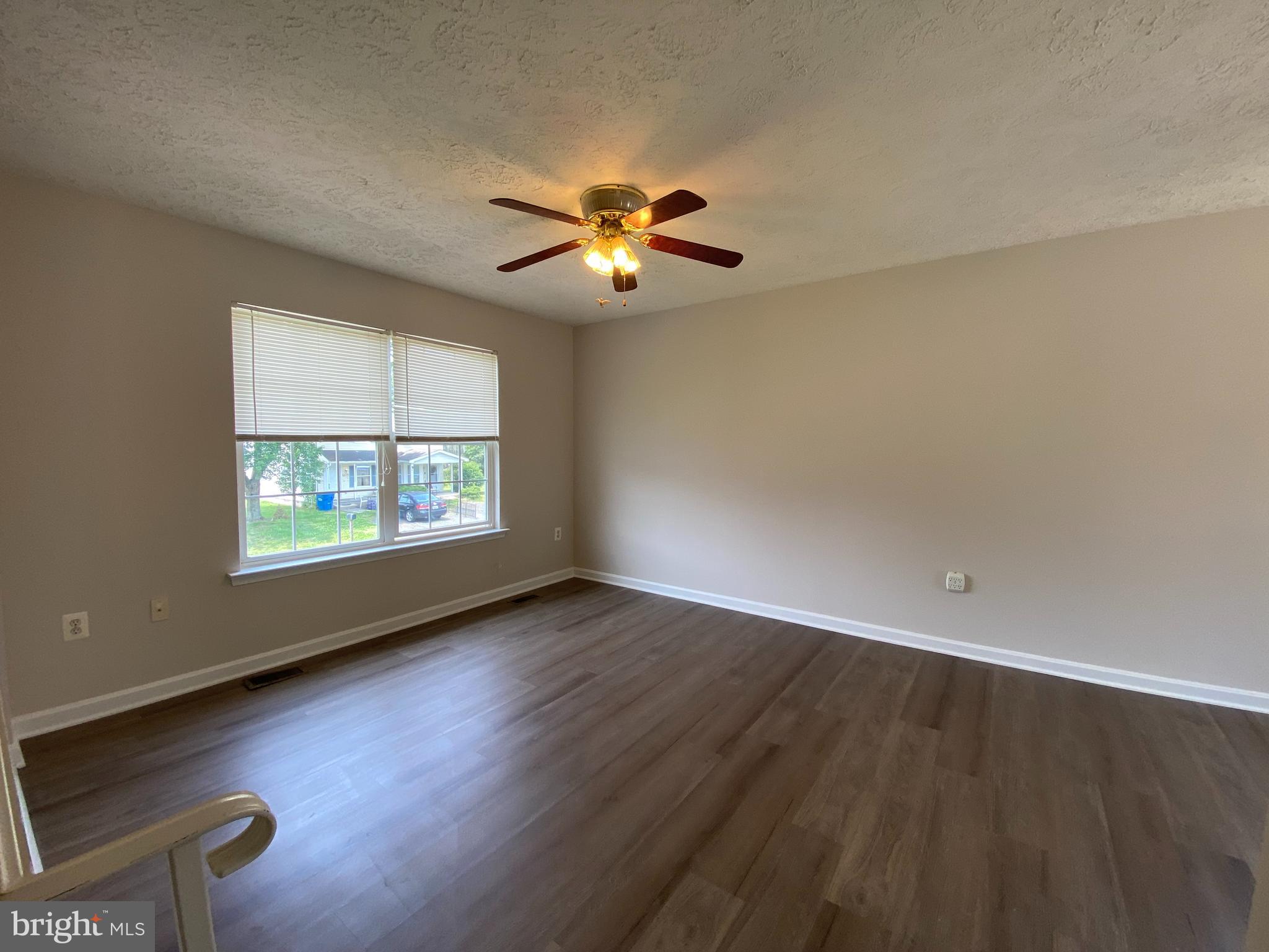 PETE GROVER - ST LEONARD - Residential Lease