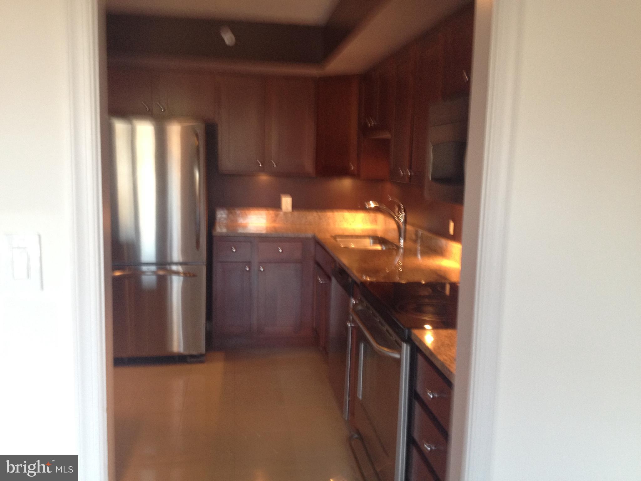 RENAISSANCE - Residential Lease