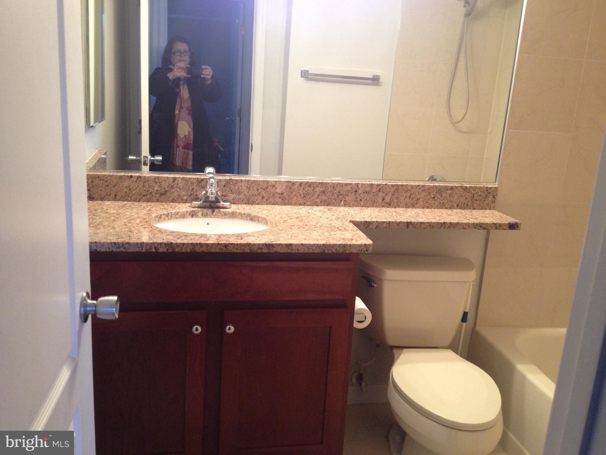 RENAISSANCE - Residential Lease