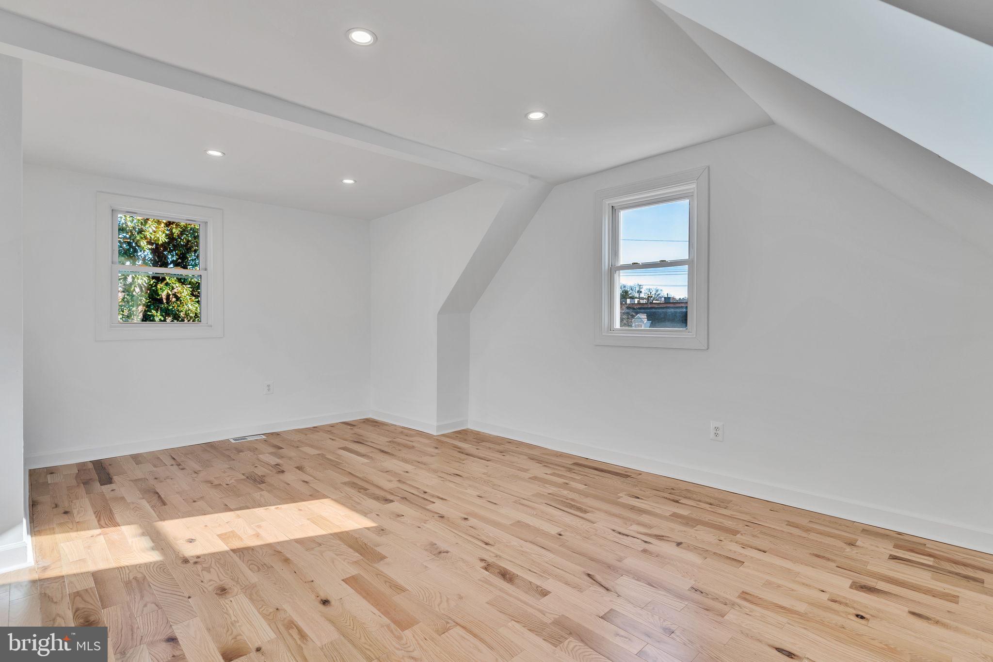 BLADENSBURG - Residential