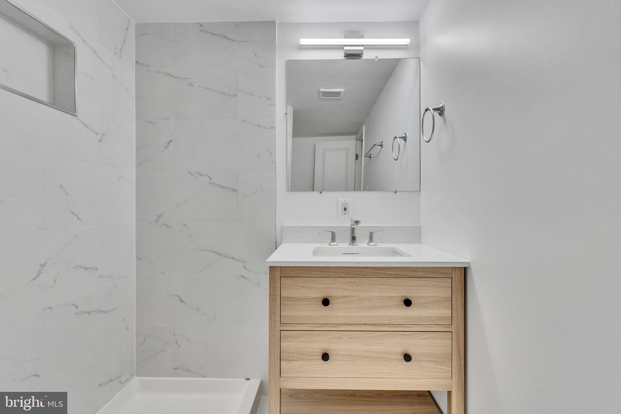 BLADENSBURG - Residential