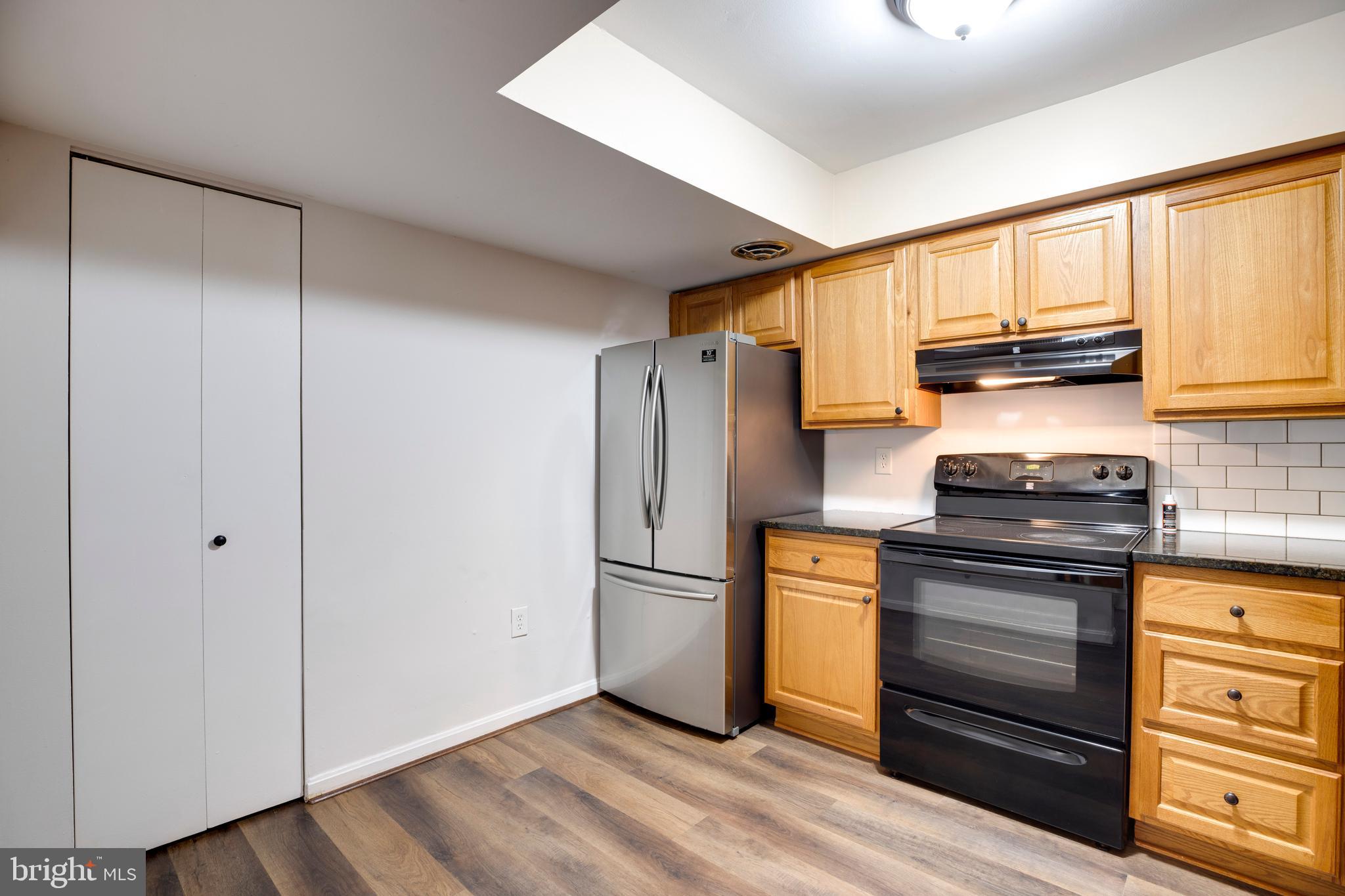 KEENE MILL WOODS - Residential Lease