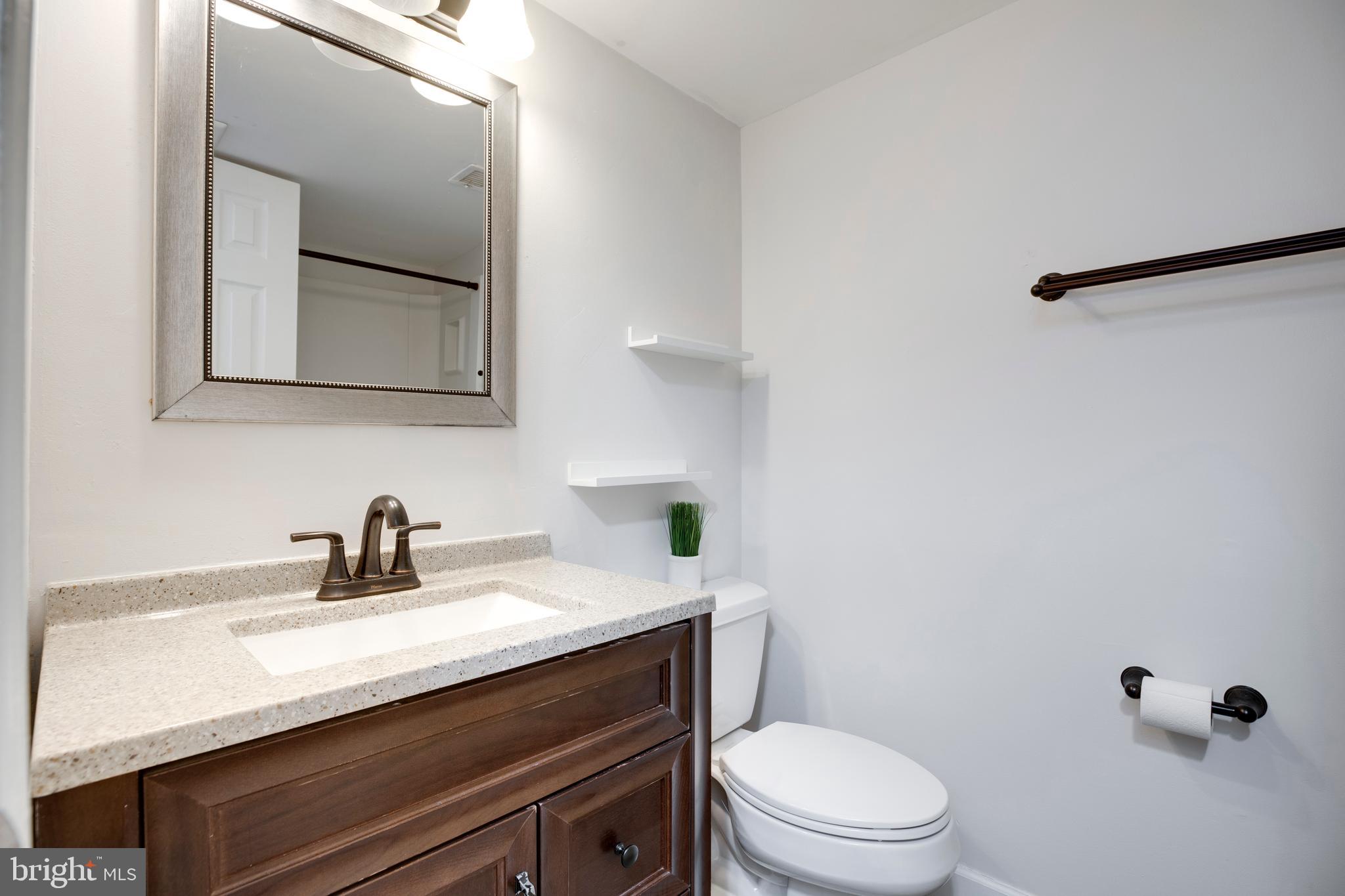 KEENE MILL WOODS - Residential Lease