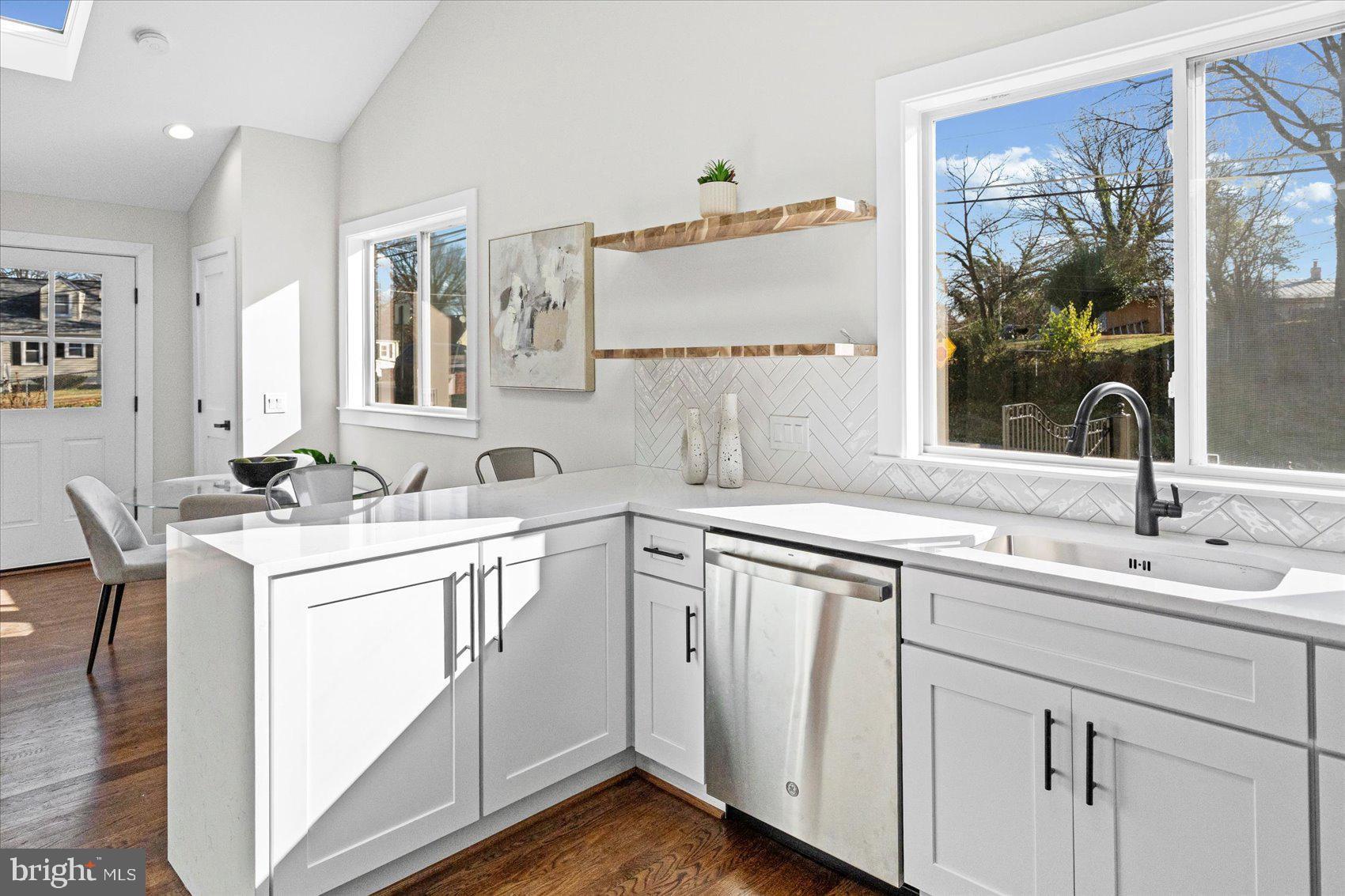 CAPITOL HEIGHTS - Residential