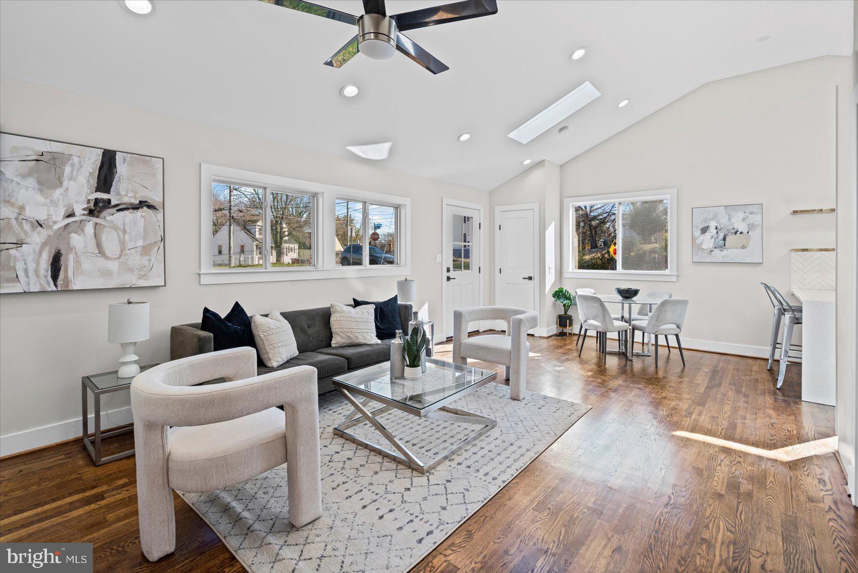 CAPITOL HEIGHTS - Residential