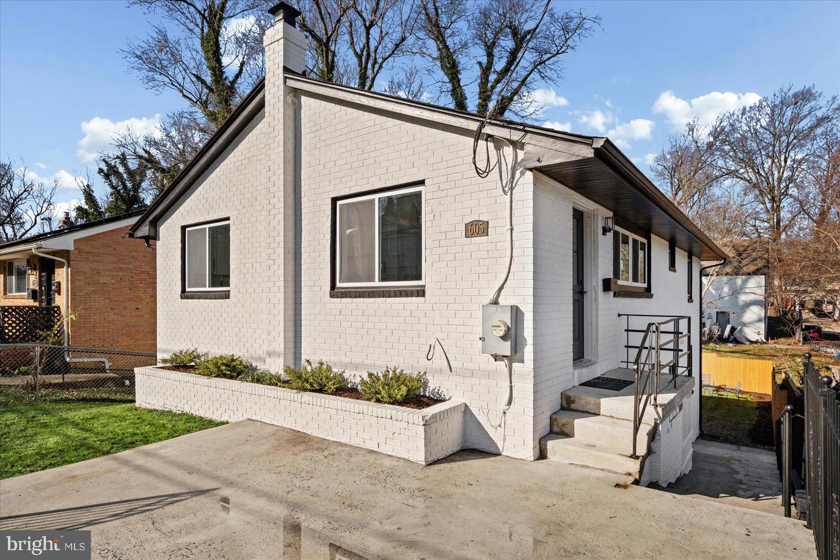 CAPITOL HEIGHTS - Residential