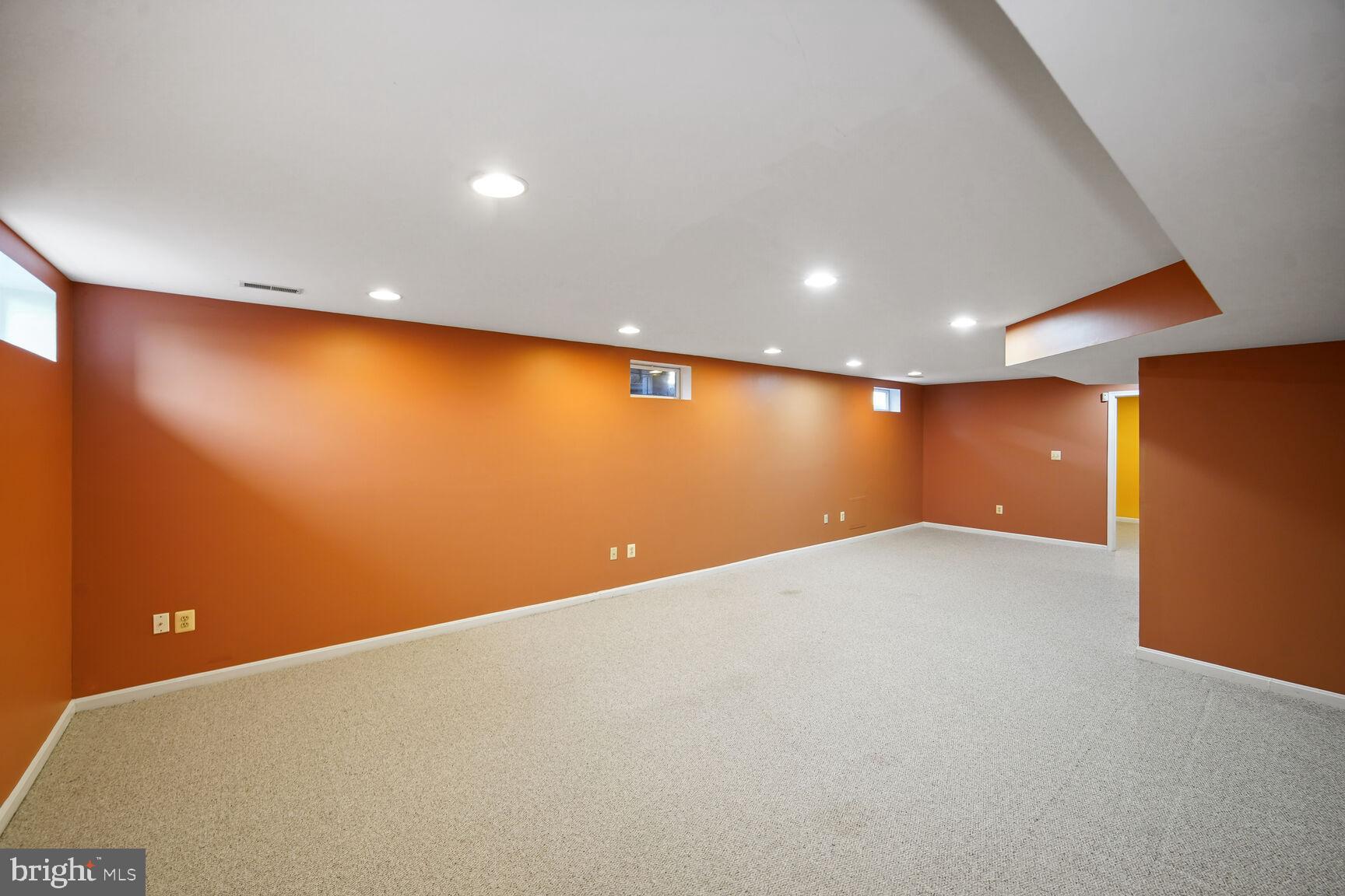 SENECA CROSSING - Residential