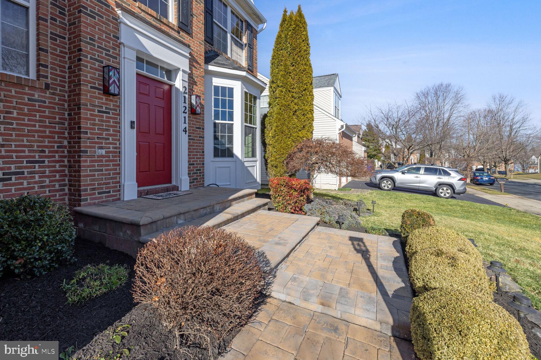 SENECA CROSSING - Residential