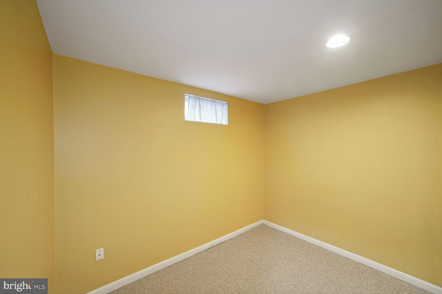 SENECA CROSSING - Residential