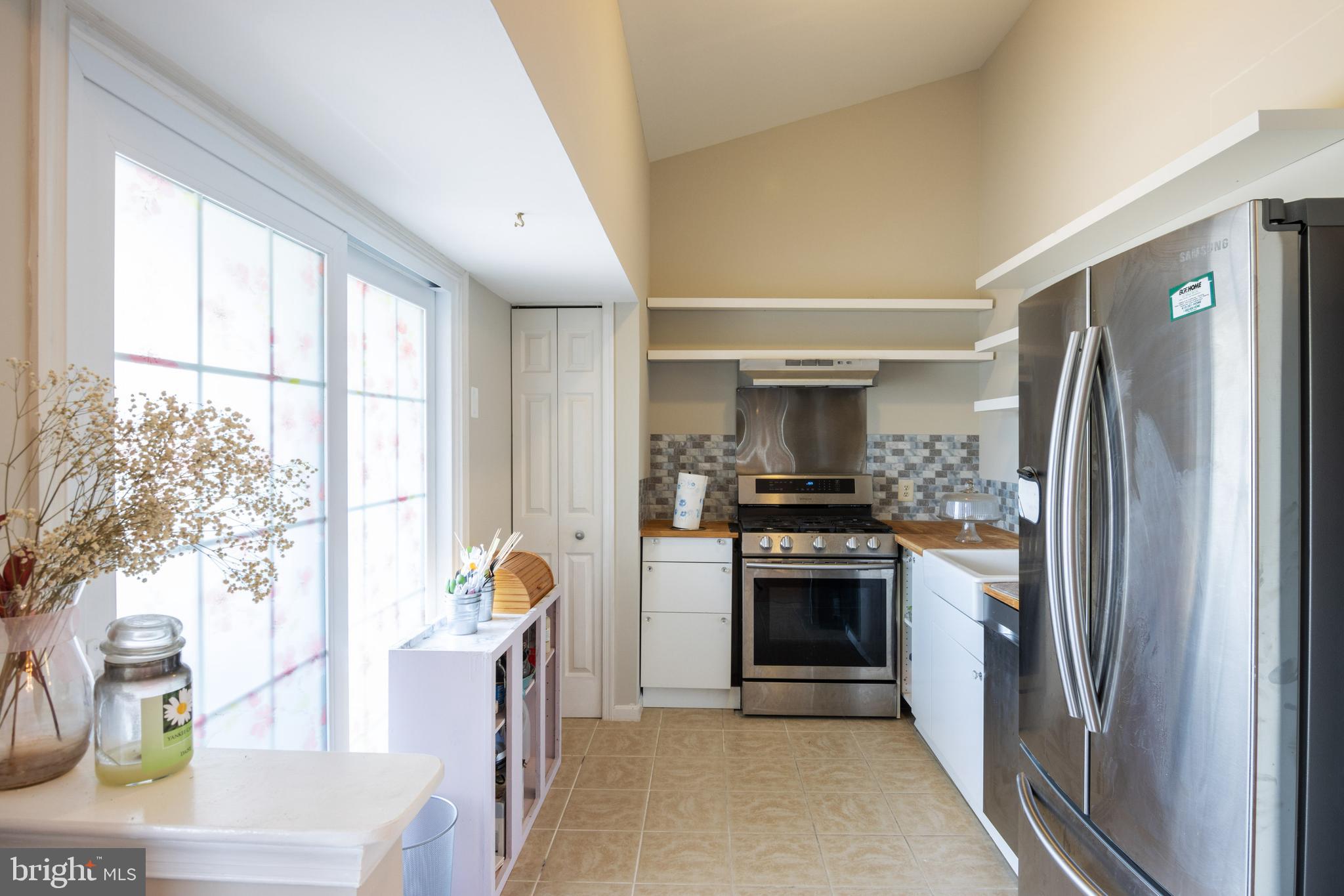 TAYLOR RIDGE CONDOMINIUMS - Residential