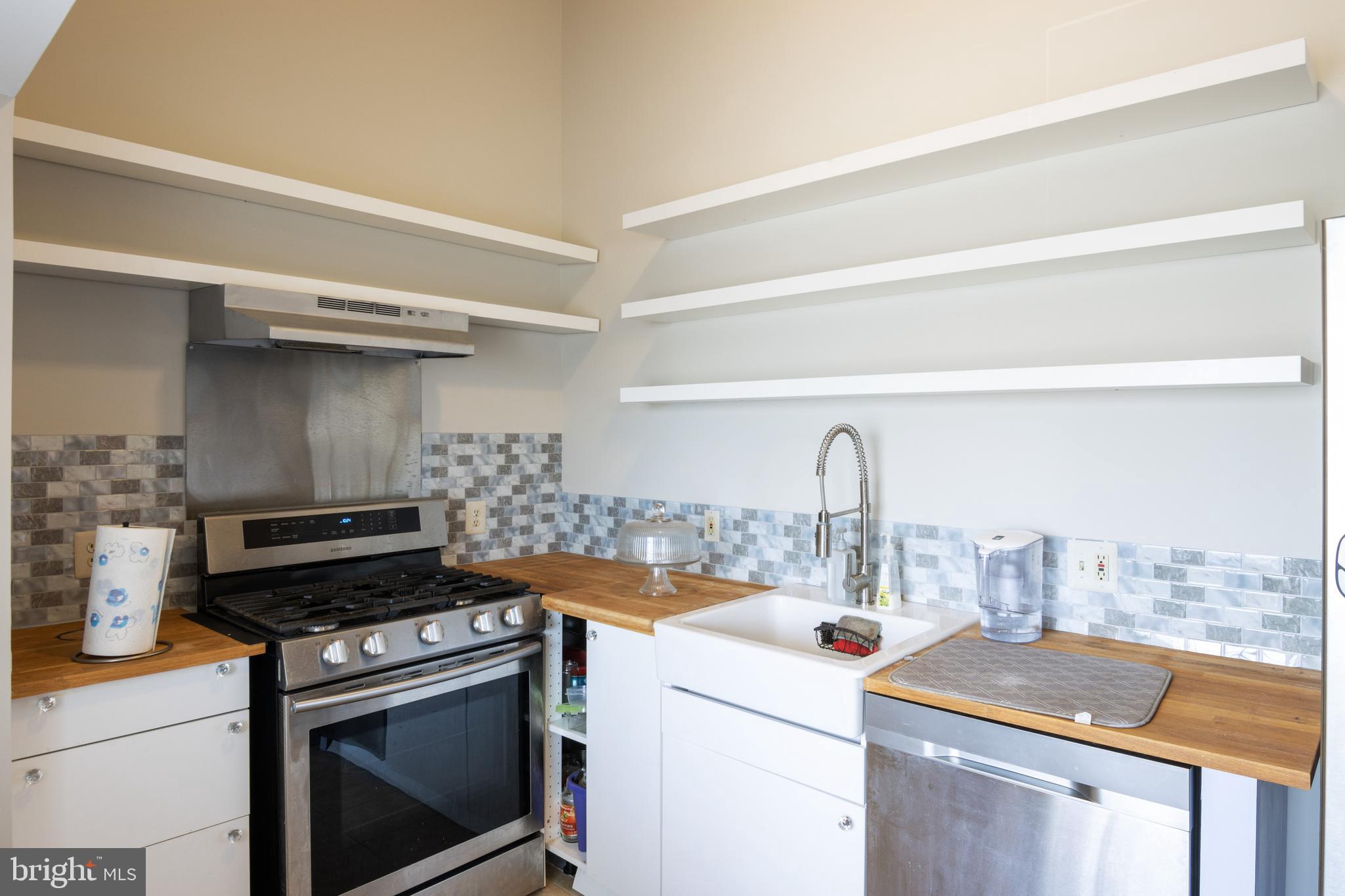 TAYLOR RIDGE CONDOMINIUMS - Residential