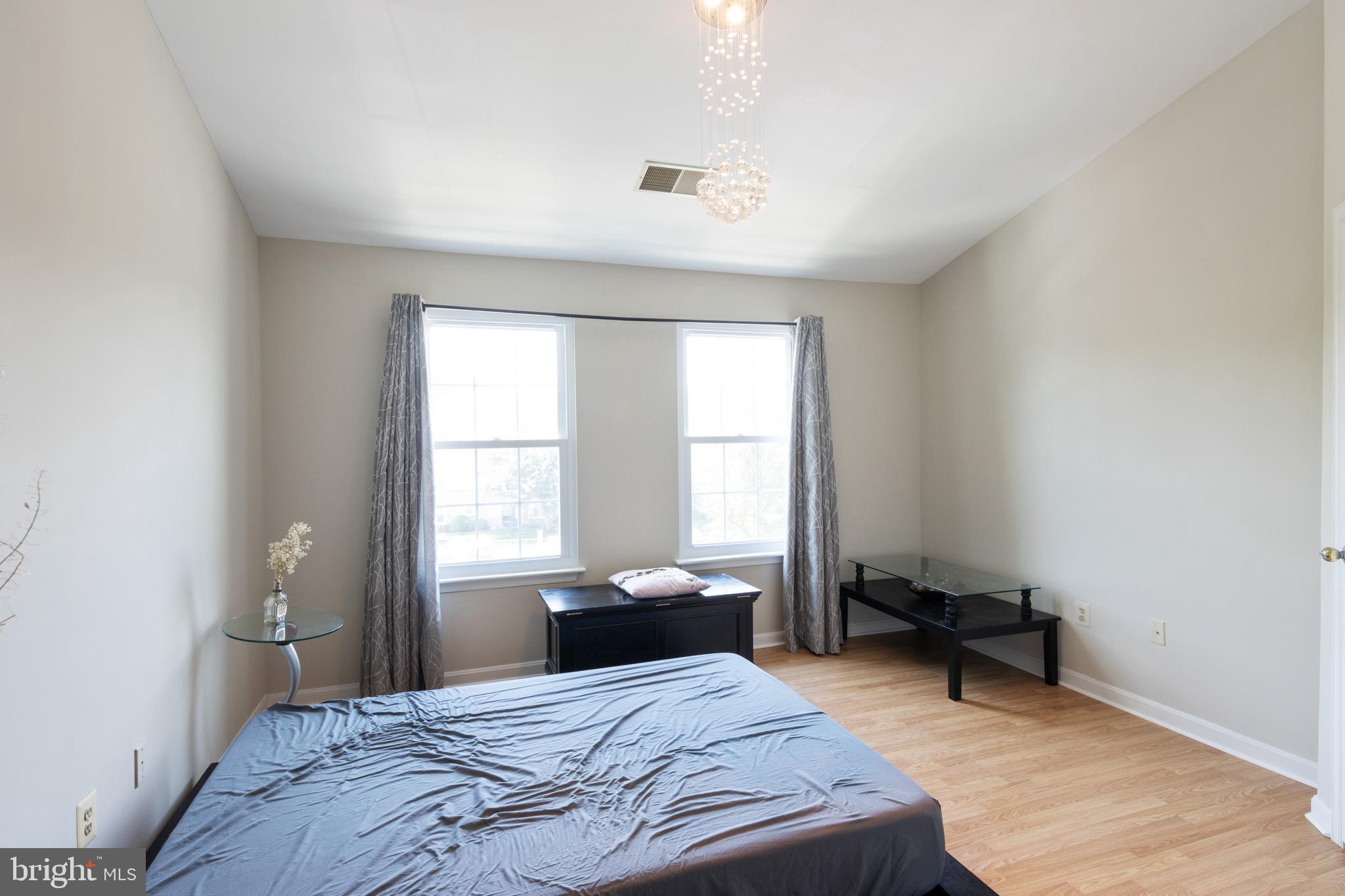 TAYLOR RIDGE CONDOMINIUMS - Residential